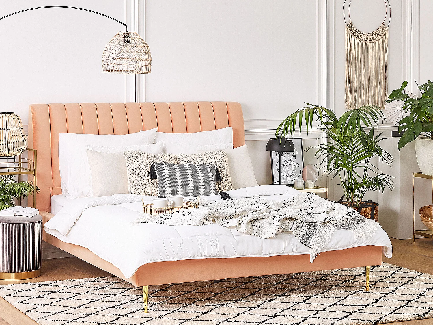 Lit avec sommier Velours MARVILLE 160 x 200 cm Rose pêche