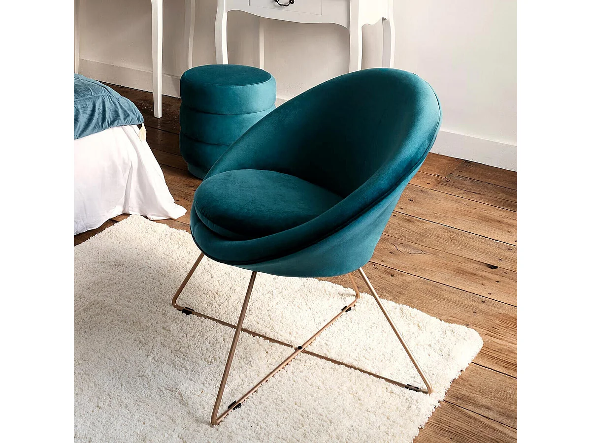 Fauteuil en Velours Bleu et Pieds en métal doré