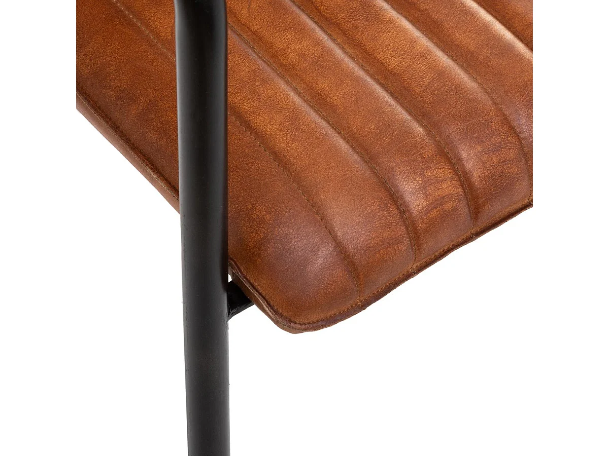 Fauteuil rétro en Cuir Cognac et structure en Métal Noir