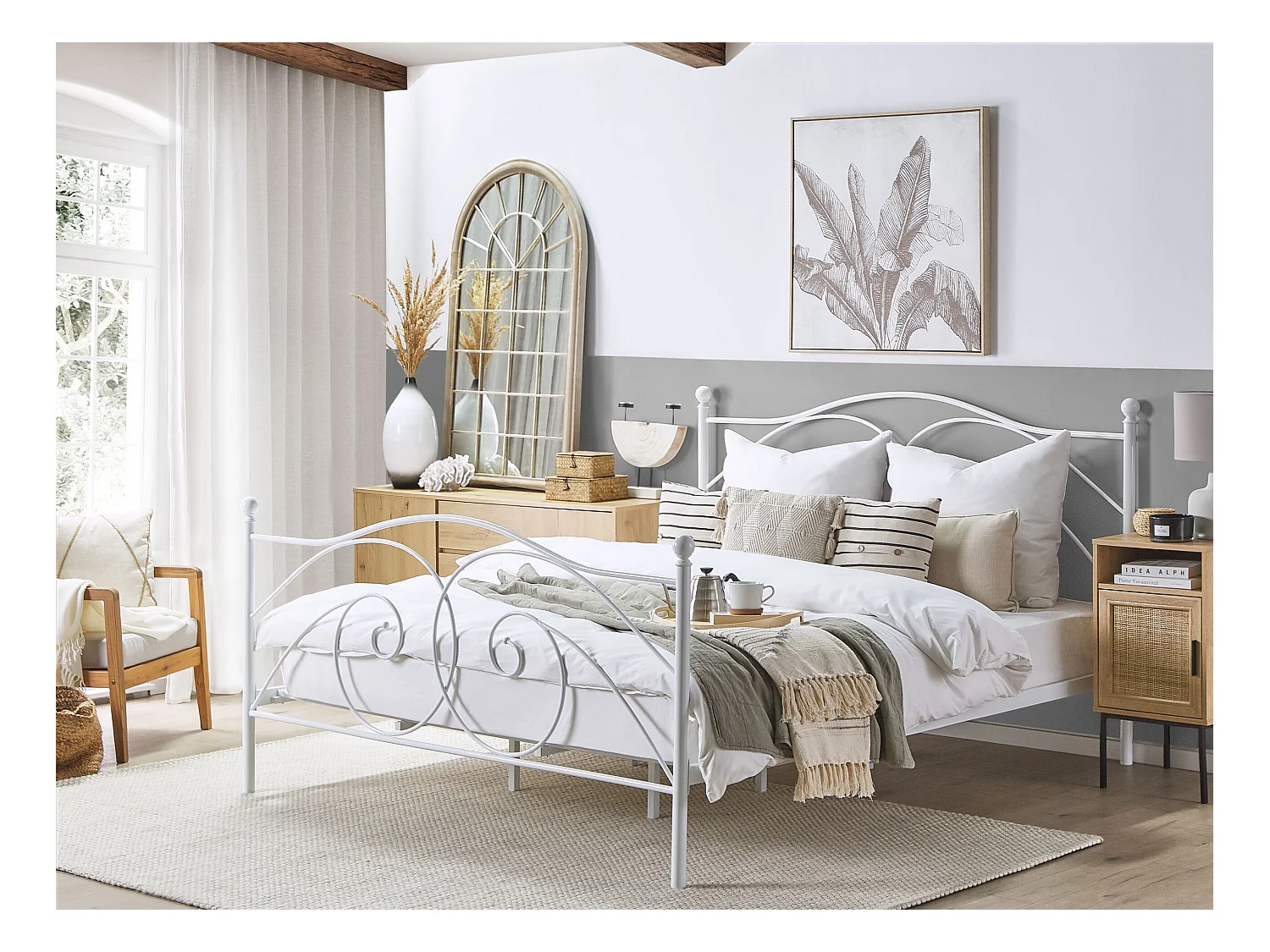 Komfortables Metallbett in romantischem Stil 180 x 200 cm weiß Dinard