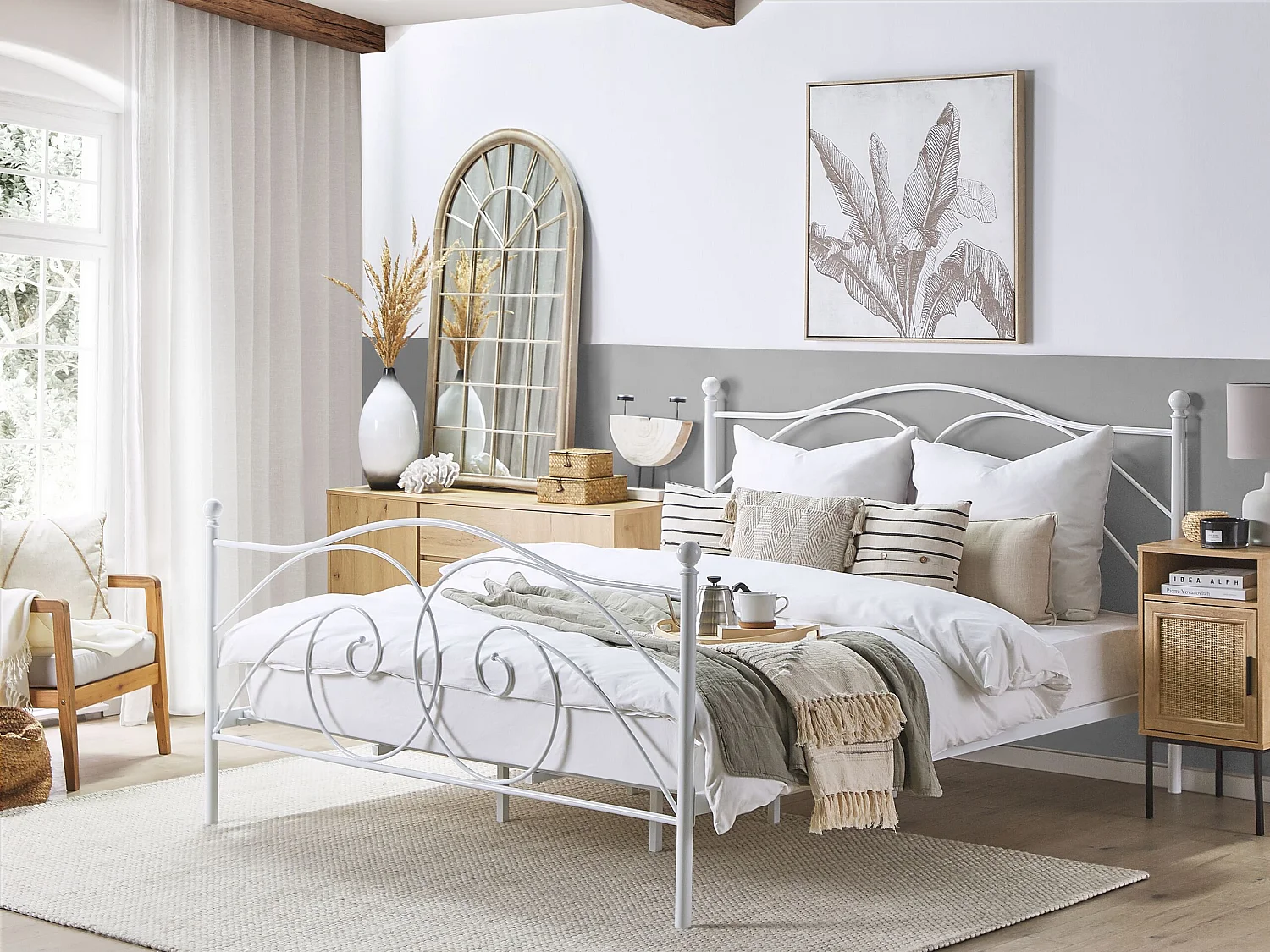 Komfortables Metallbett in romantischem Stil 180 x 200 cm weiß Dinard
