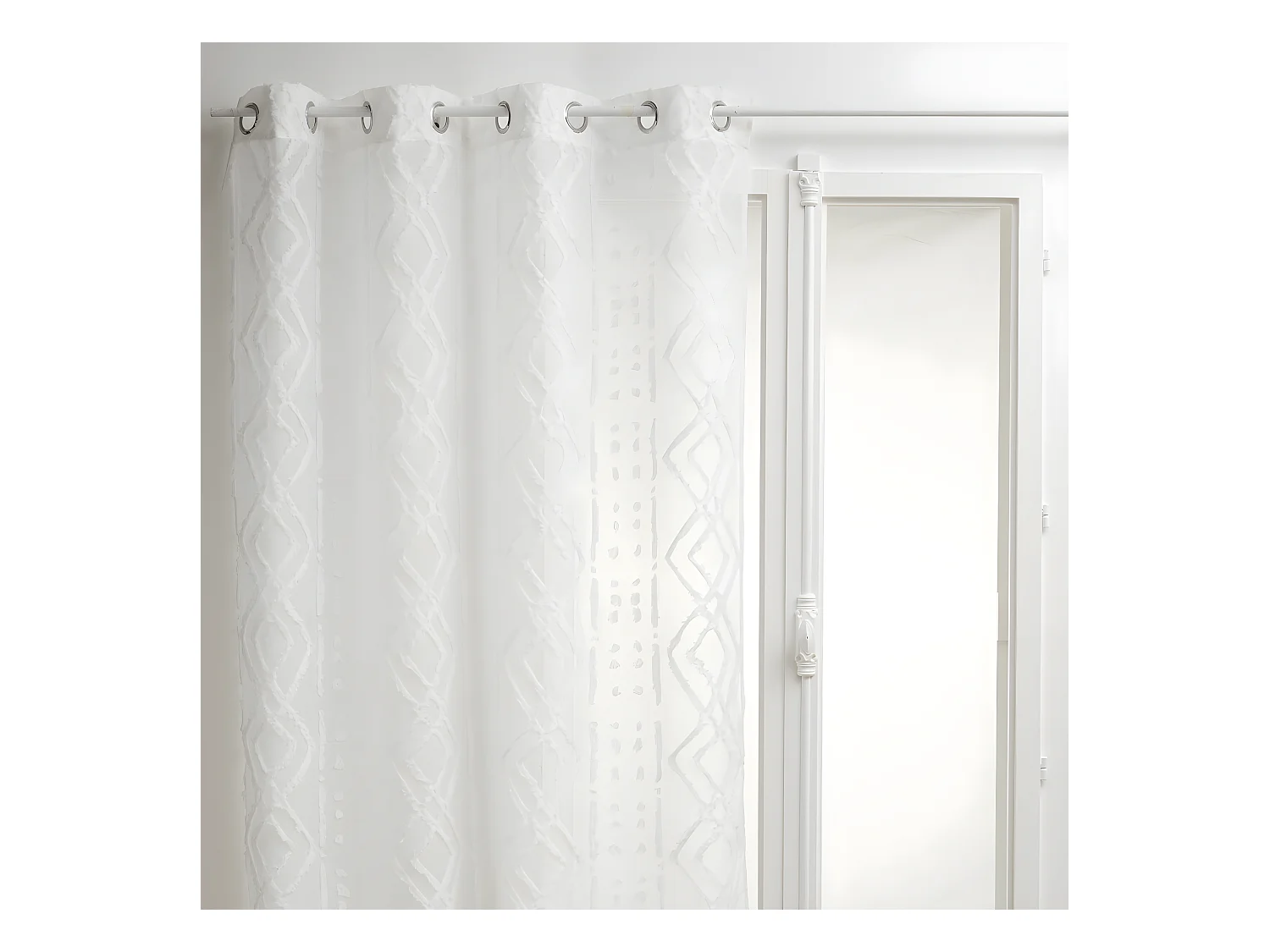 Voilage à œillets Blanc motif Jacquard 140 x 240 cm