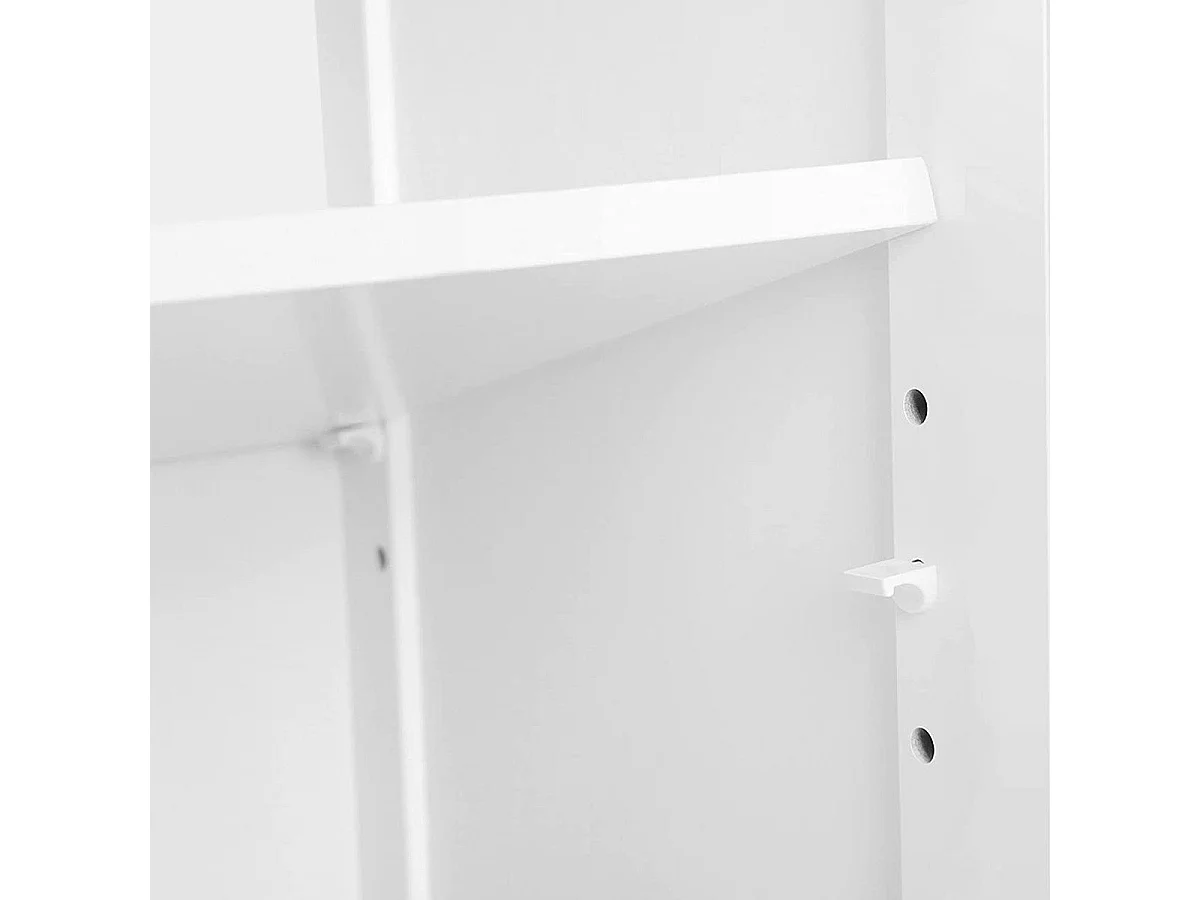 Badezimmerschrank mit offenem Fach