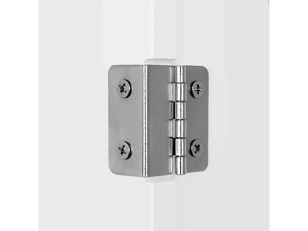 Badezimmerschrank mit offenem Fach