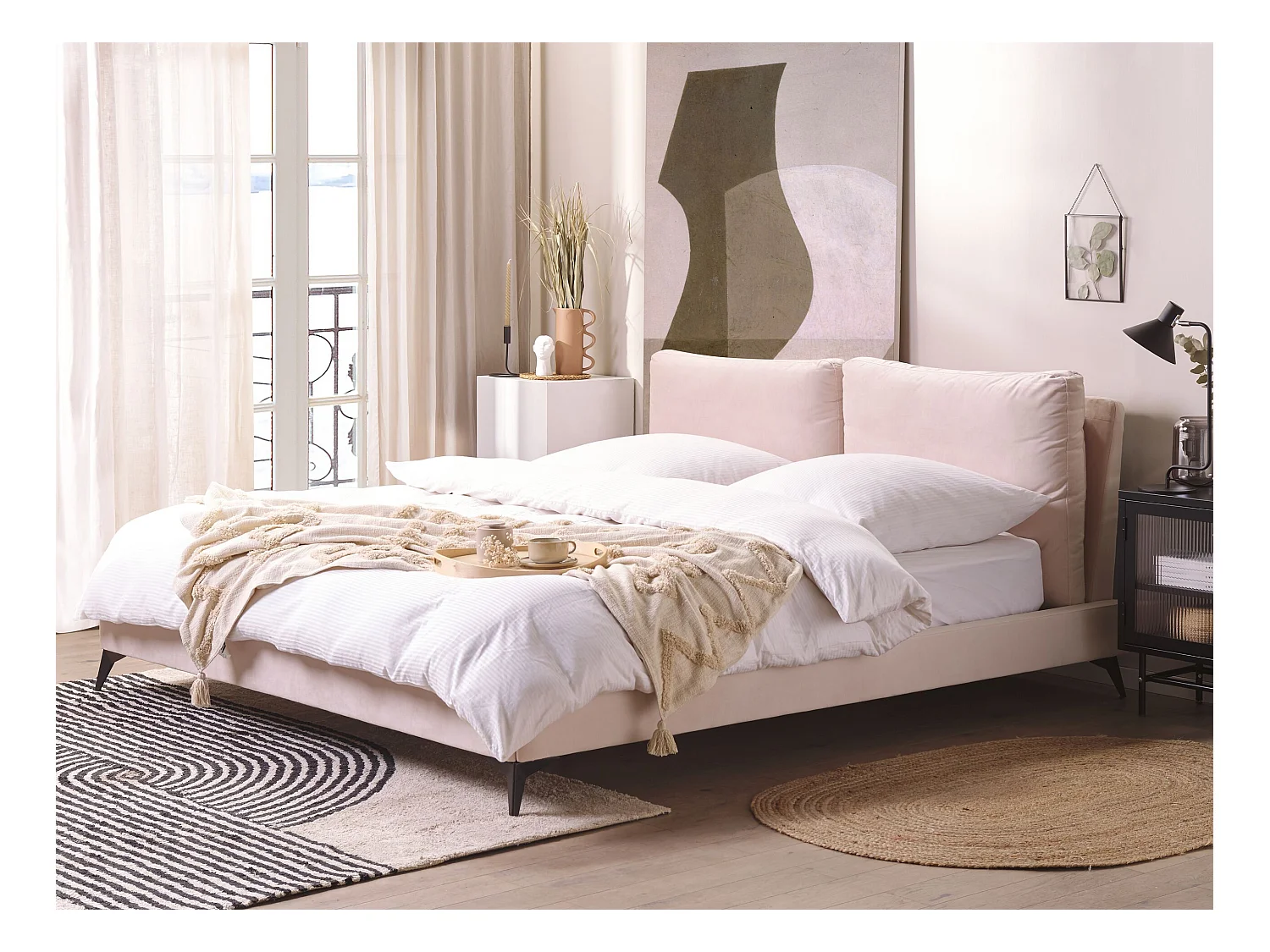 Elegantes Polsterbett in Rosa Samtstoff mit Lattenrost 180 x 200 cm Melle