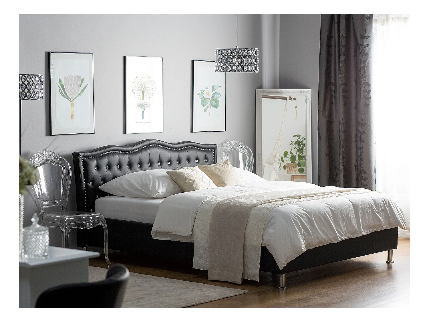 Bett aus Kunstleder in Schwarz 140x200 cm Metz