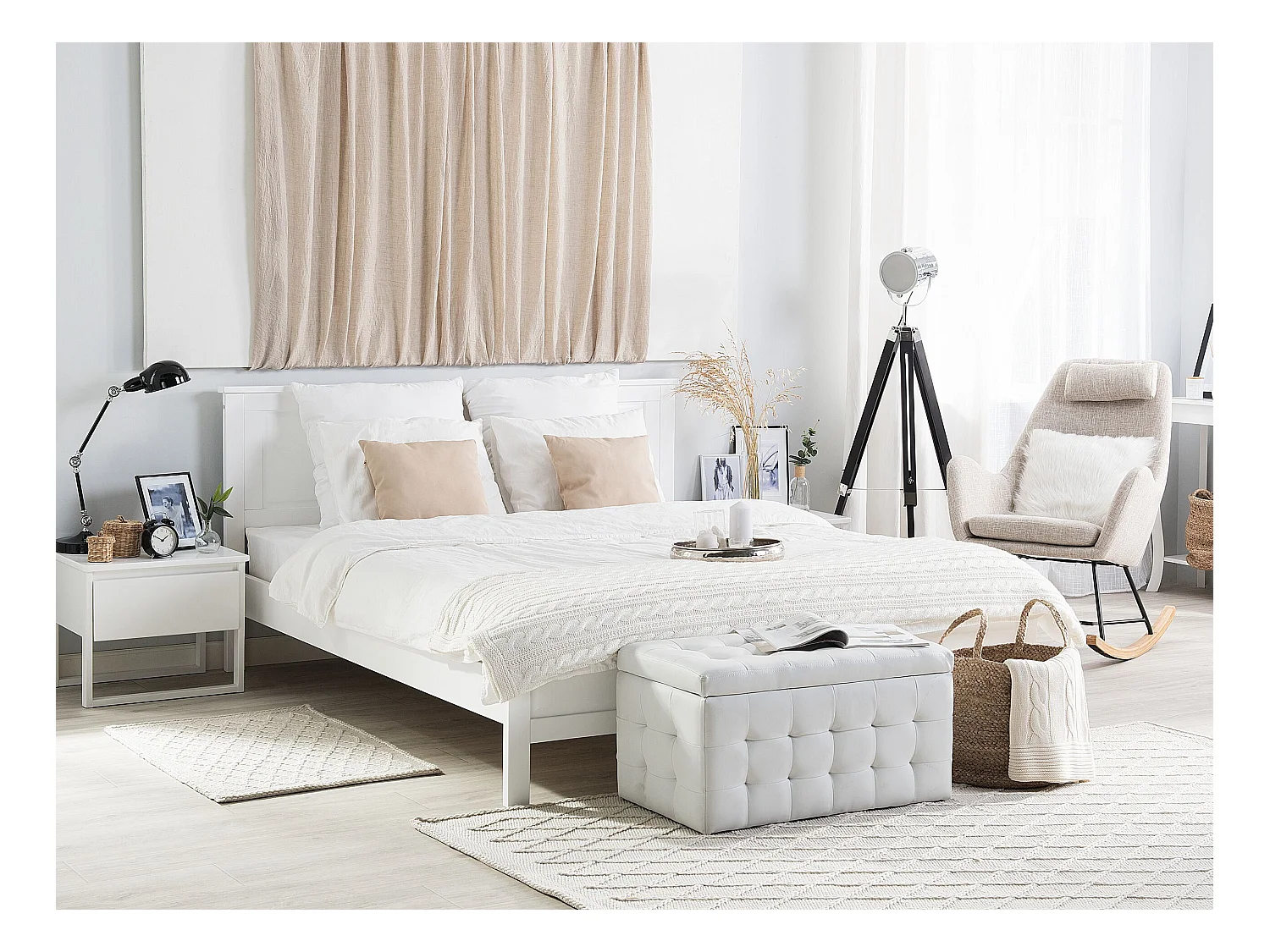 Bed Dennenhout OLIVET 140 x 200 cm Wit