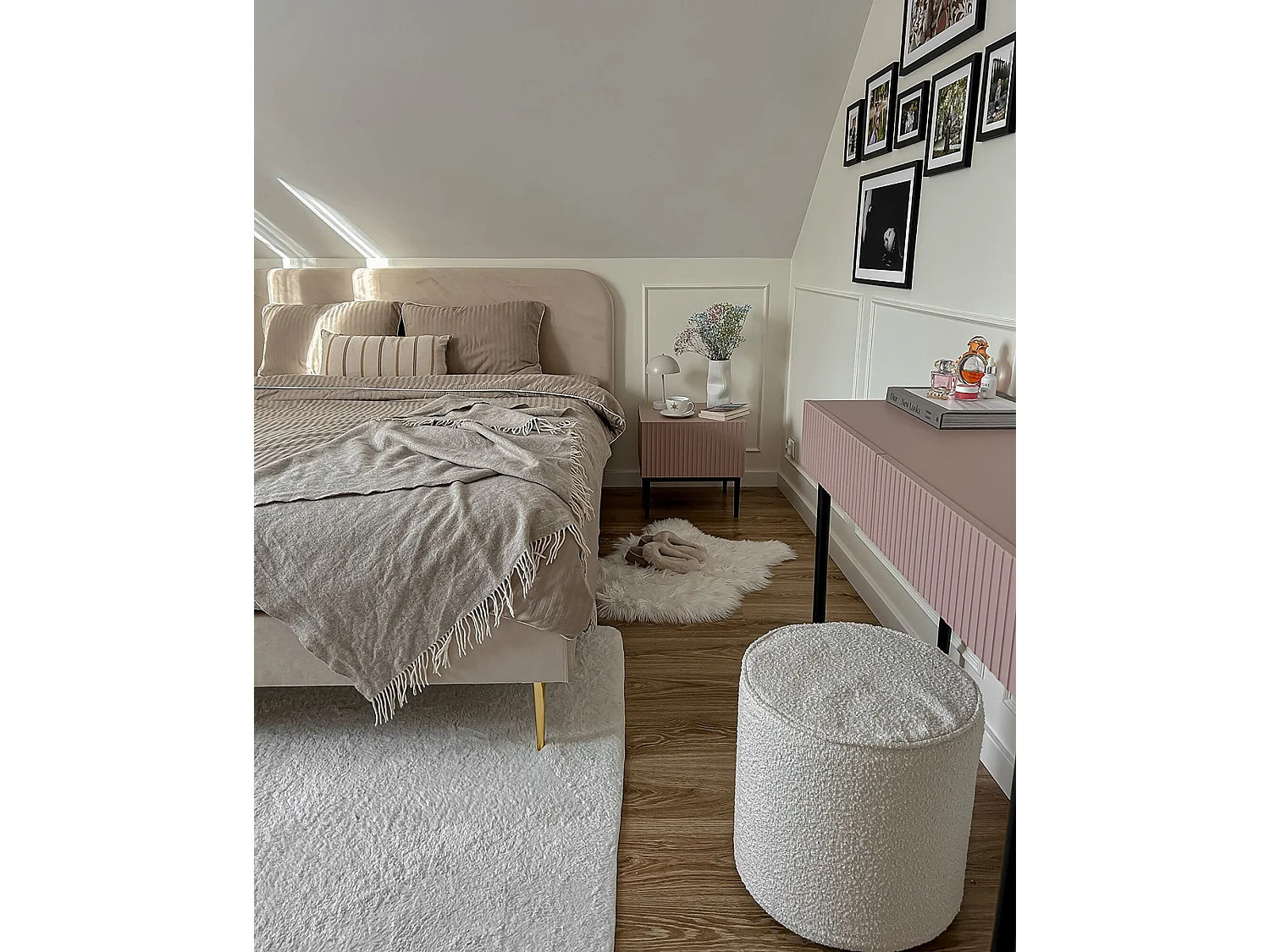 Lit avec sommier Velours FLAYAT 140 x 200 cm Beige clair