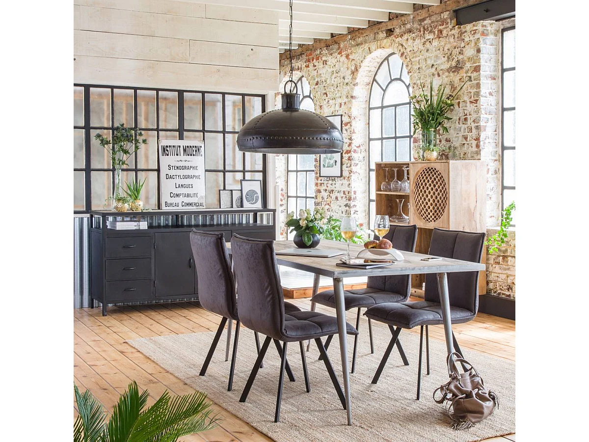 Juego de 2 sillas contemporáneas de poliéster negro Nino con base de compás de metal negro