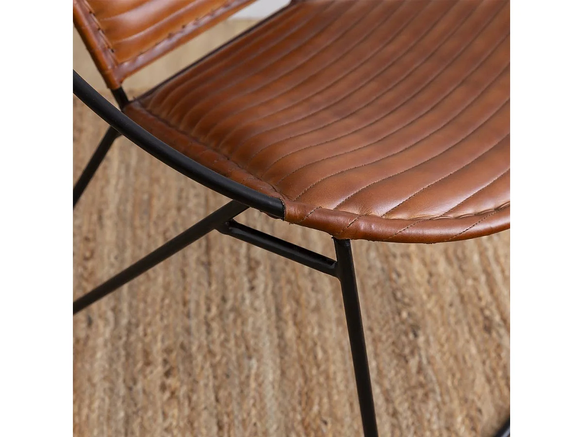 Fauteuil en cuir marron et métal Jaya
