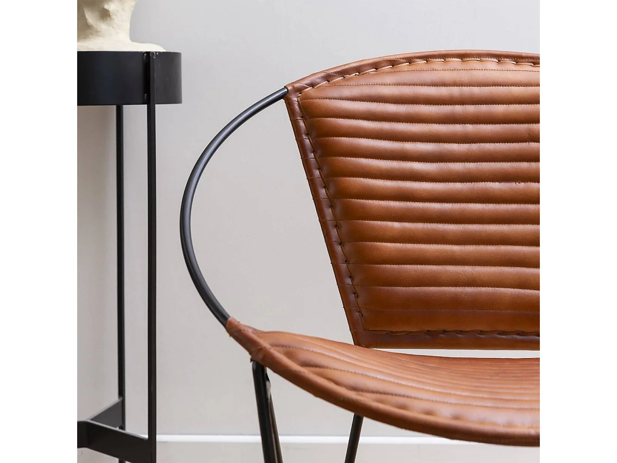 Fauteuil en cuir marron et métal Jaya