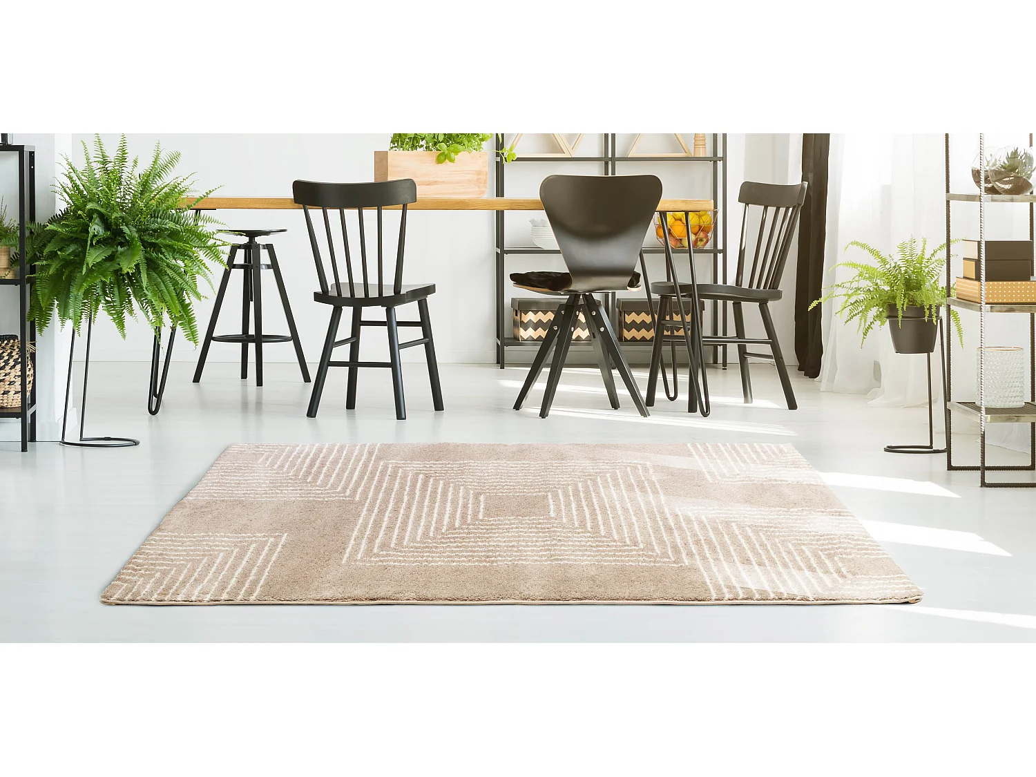 Tapis Salon, Chambre Tropiques Beige Motif Géométrique À Poils Long Pilou 150x200 Cm