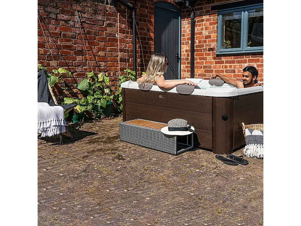 Tempo Style - Spa rigida fuori terra quadrata MSpa Tribeca F-TR062W | Dimensioni 1.6m x 1.6m x 0.65m