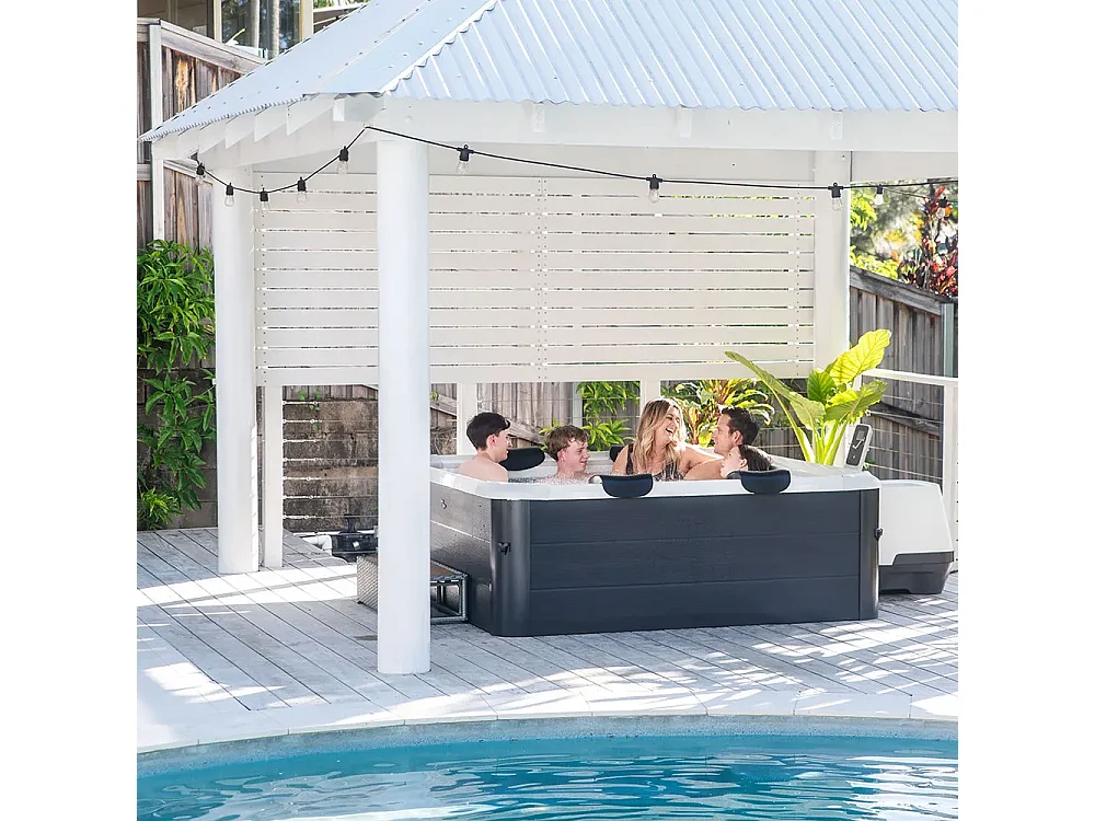 Tempo Style - Spa rigida quadrata MSpa Oslo Aero Plus F-OS063WP |  Dimensioni 1.8m x 1.8m x 0.65m