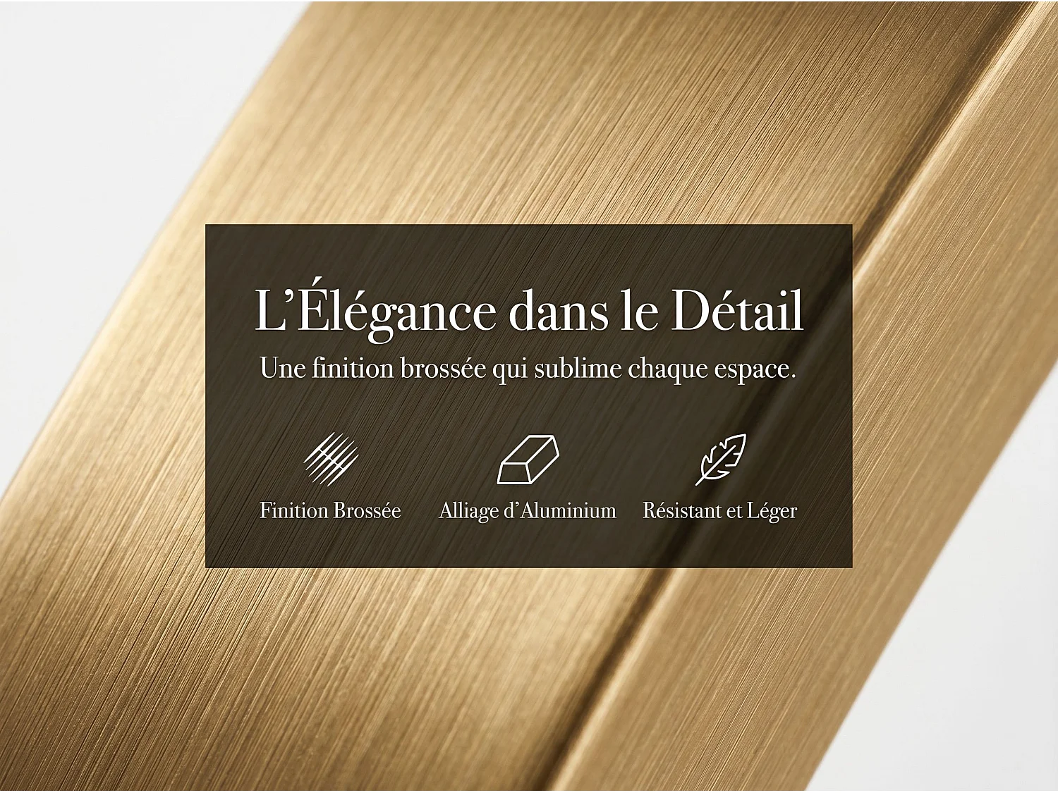 Miroir sur pied incurvé 162 x 53 cm - cadre en alliage d'aluminium - verre trempé - grand format - or