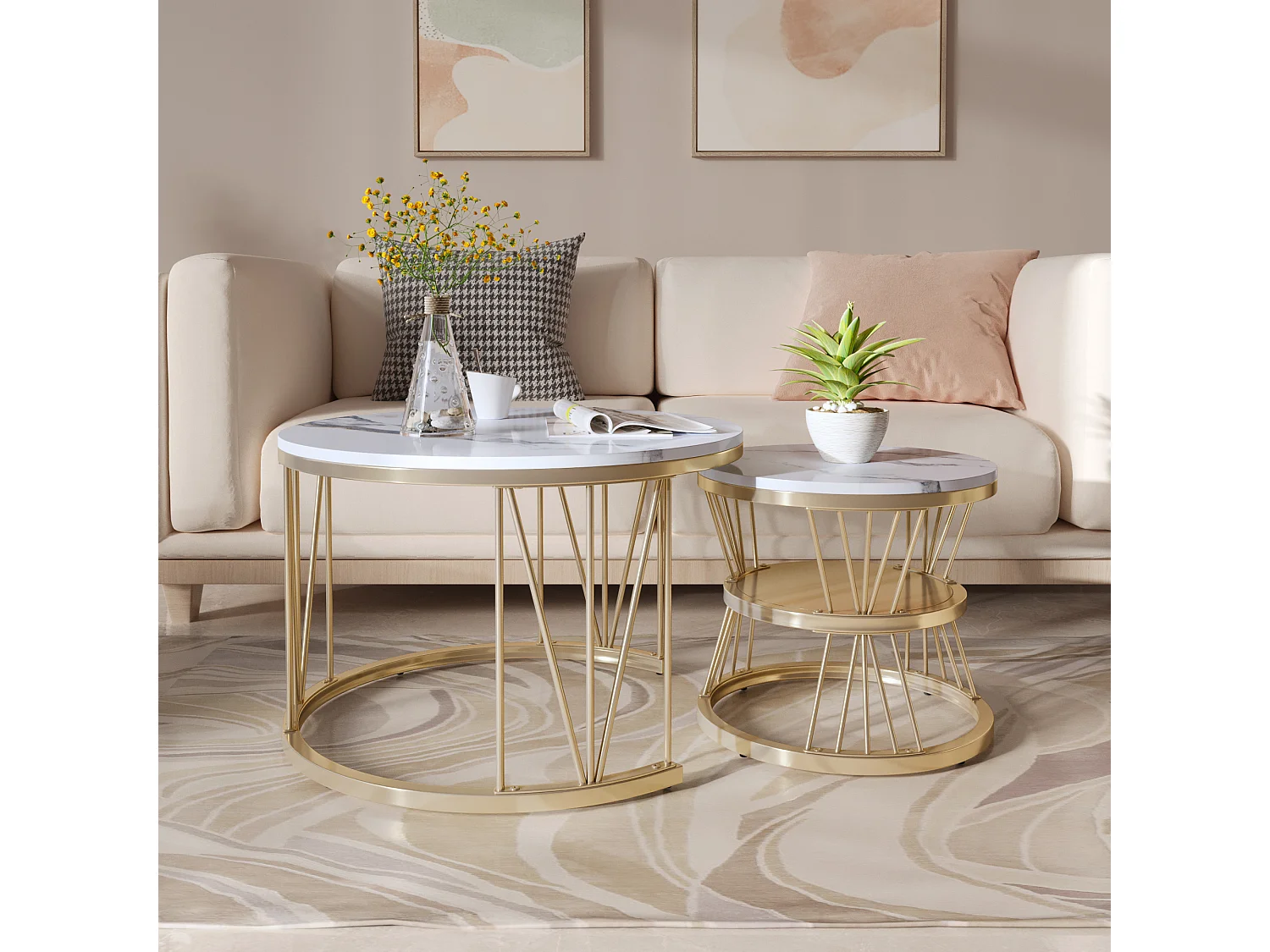 Set van 2 ronde, in elkaar passende salontafels met blad in wit marmerlook en gouden metalen frame (70 cm + 45 cm)