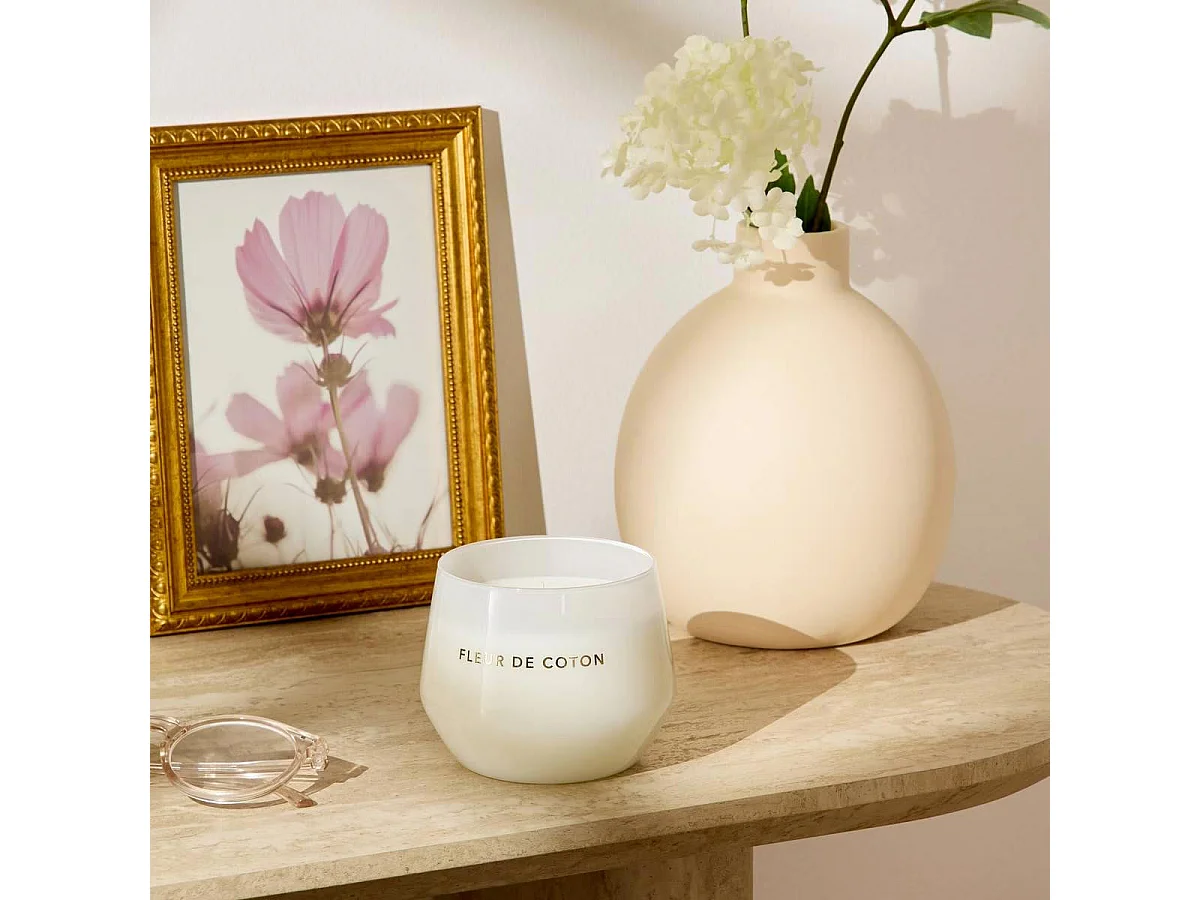 Bougie Parfumée en Verre "Glowy" 300g Fleur de Coton