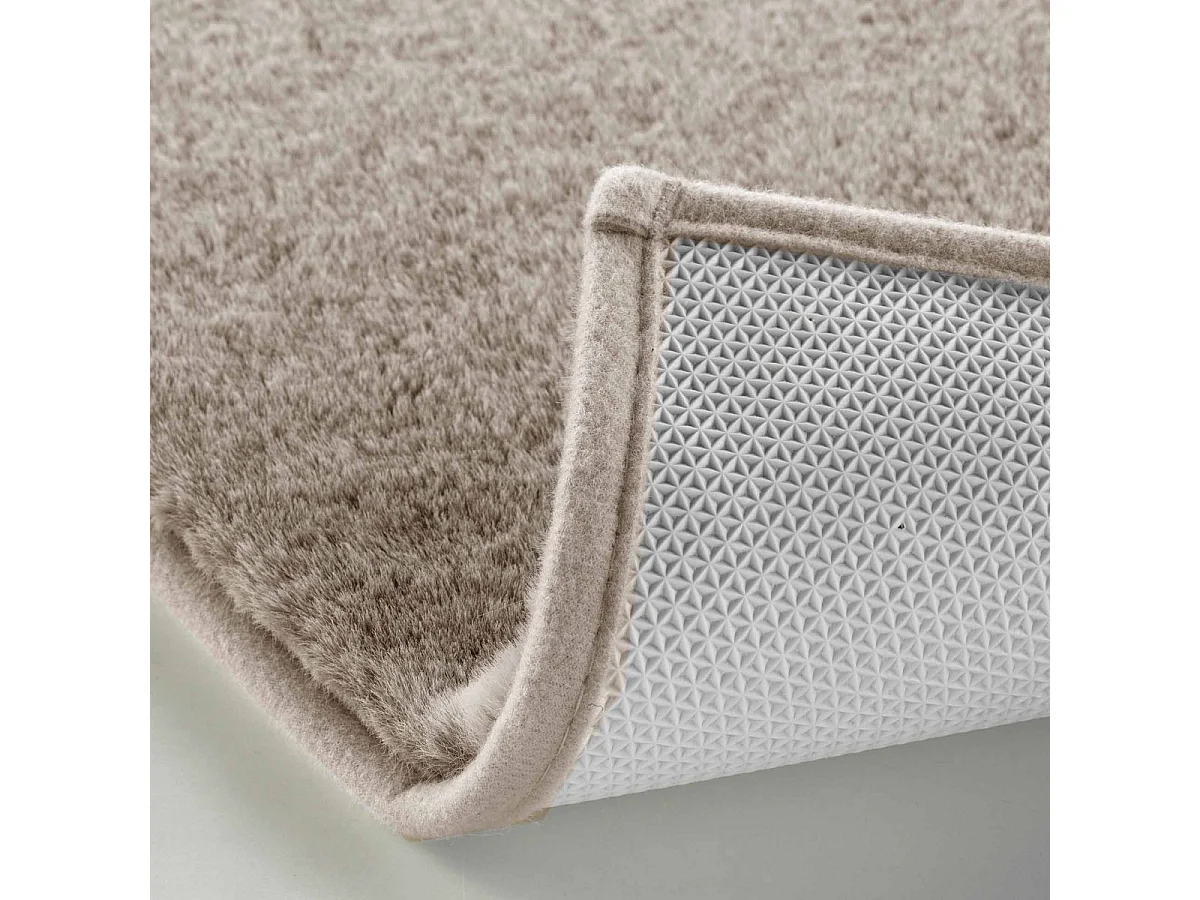 Tapis Imitation Fourrure "Feline" 120x170cm Taupe