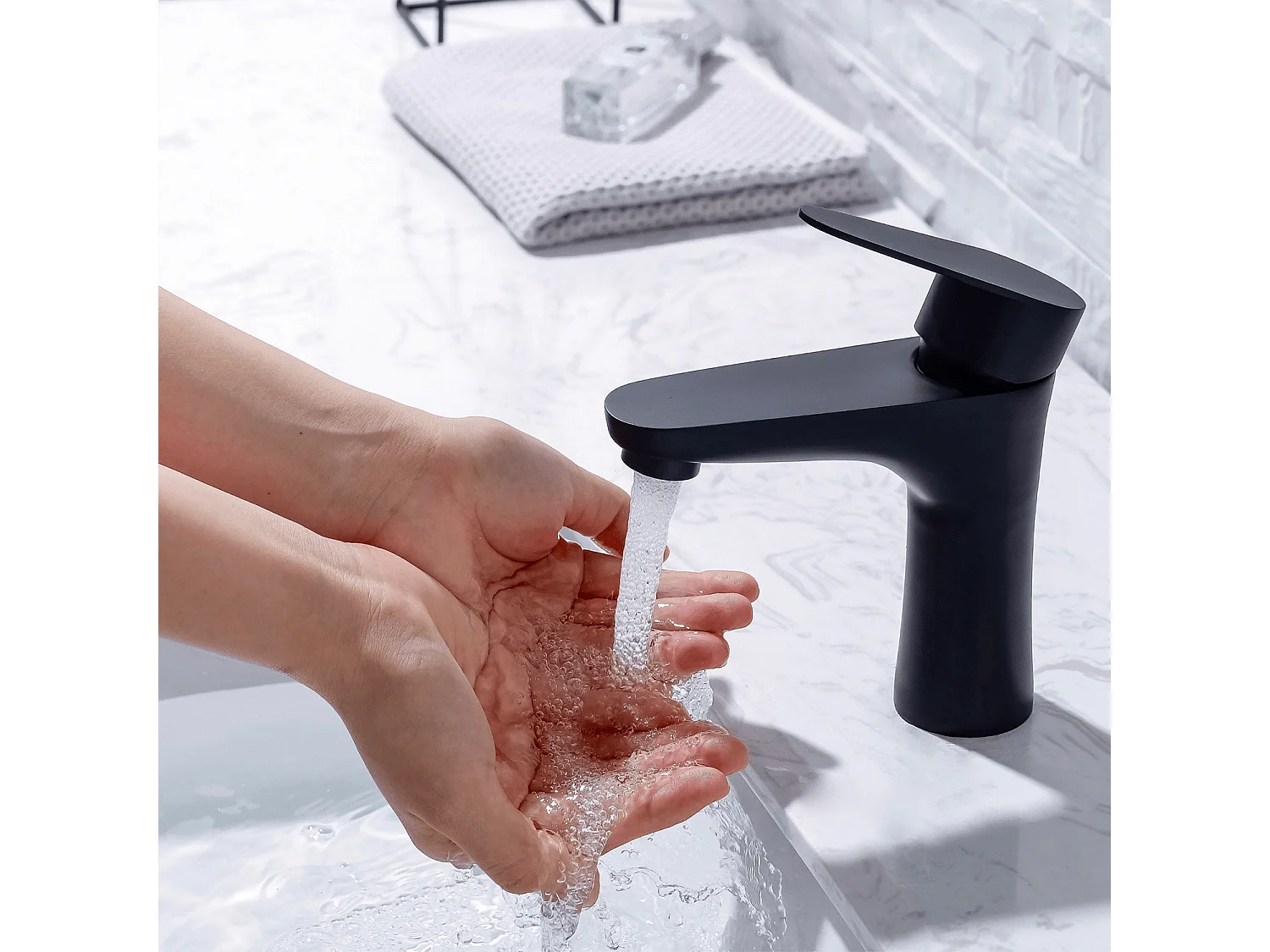 Mitigeur de lavabo LOMAZOO noir Mary