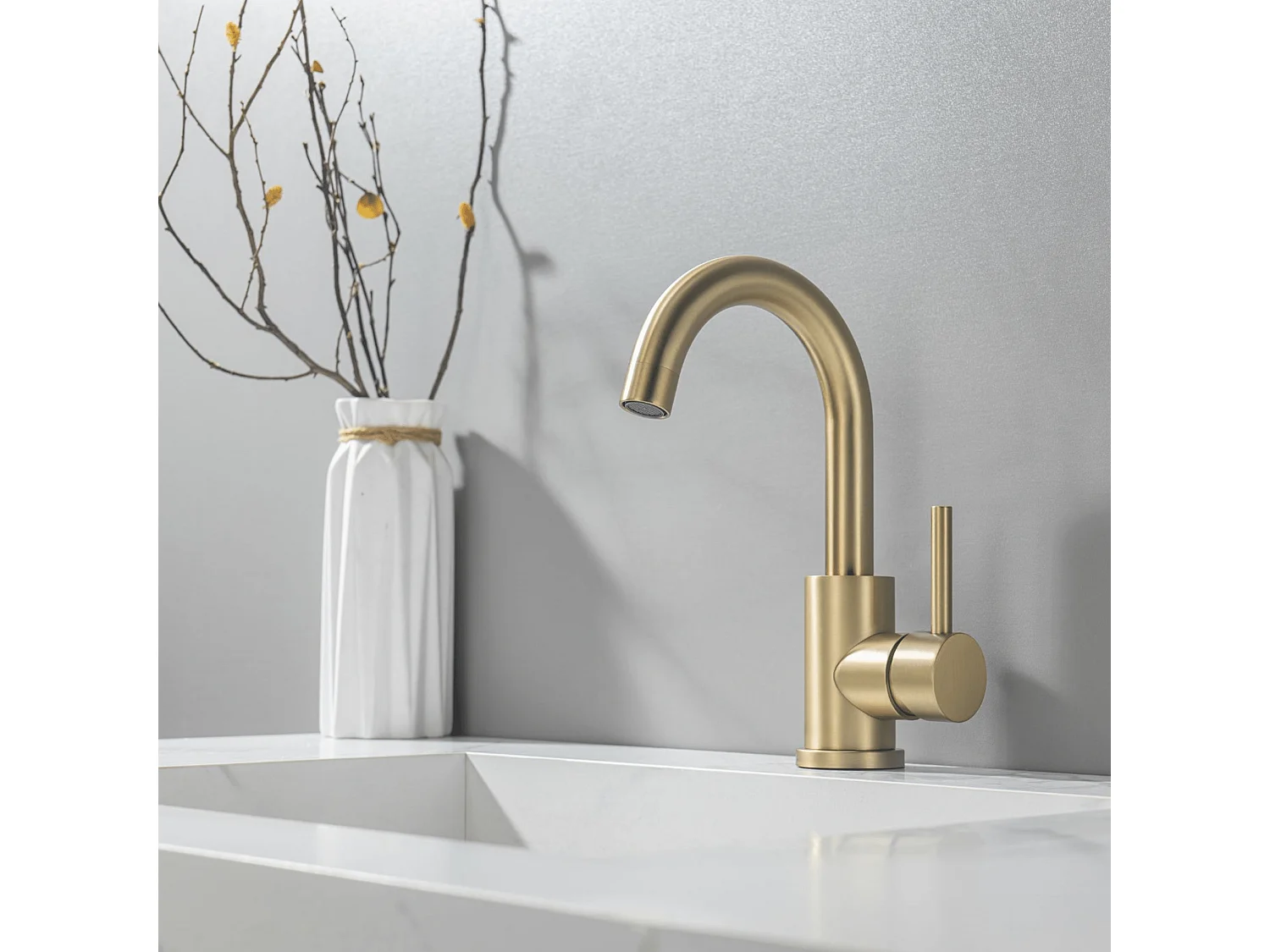 Mitigeur de lavabo LOMAZOO doré Lysa