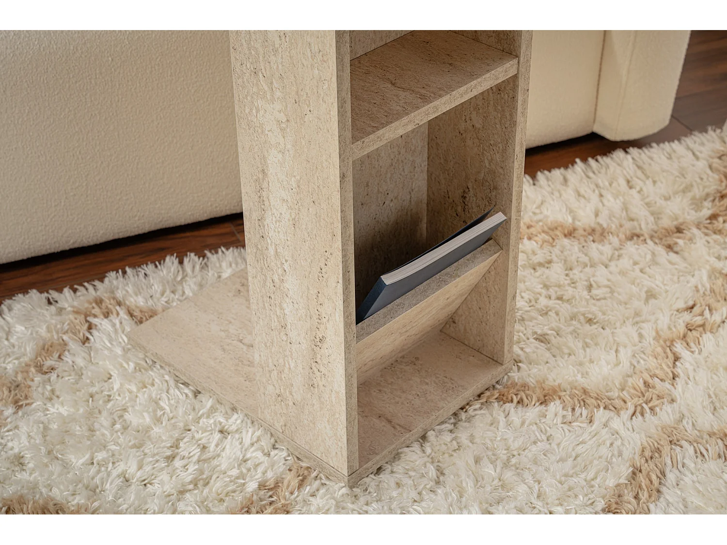 "Filinta" Träsido-bord - Travertinfinish - Modern design - 30 x 40 x 63 cm