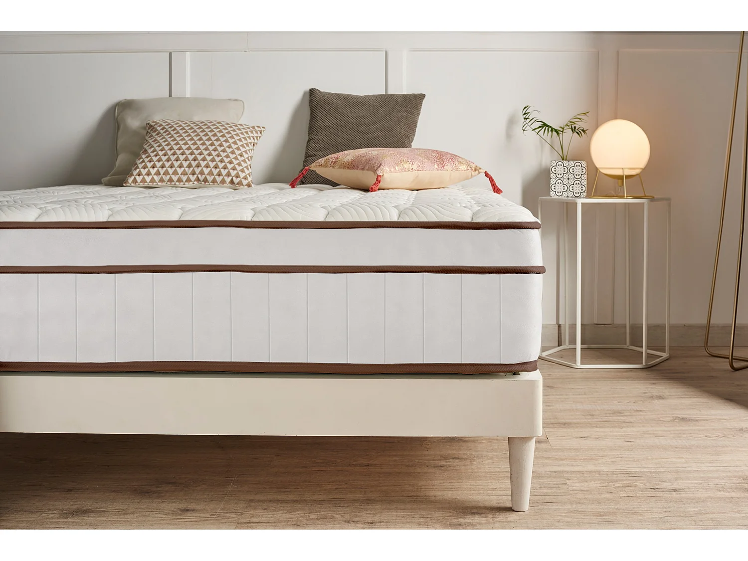 Matelas Ressorts Ensachés Hybrid Blanc 25 cm - 150X200 cm - Moonia