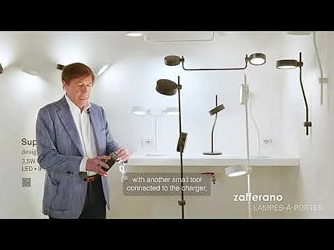 Zafferano SUPER O Lampada a led da parete Nera ricaricabile e dimmerabile