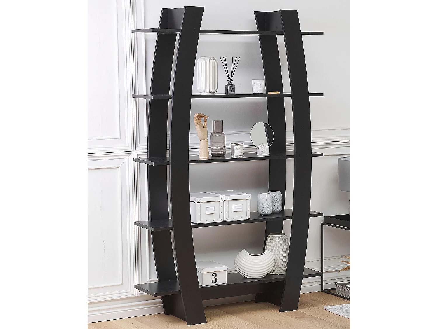 Regal in mattem Schwarz mit 5 belastbaren Regalböden modernes Design Kener