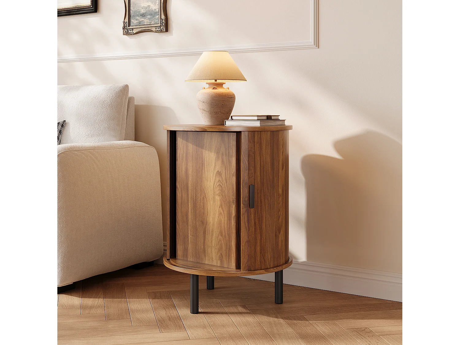 Table d'appoint, buffet rond 48x48x65 cm - 1 porte coulissante - Rayures verticales - Double rangement - Pieds en métal - Marron
