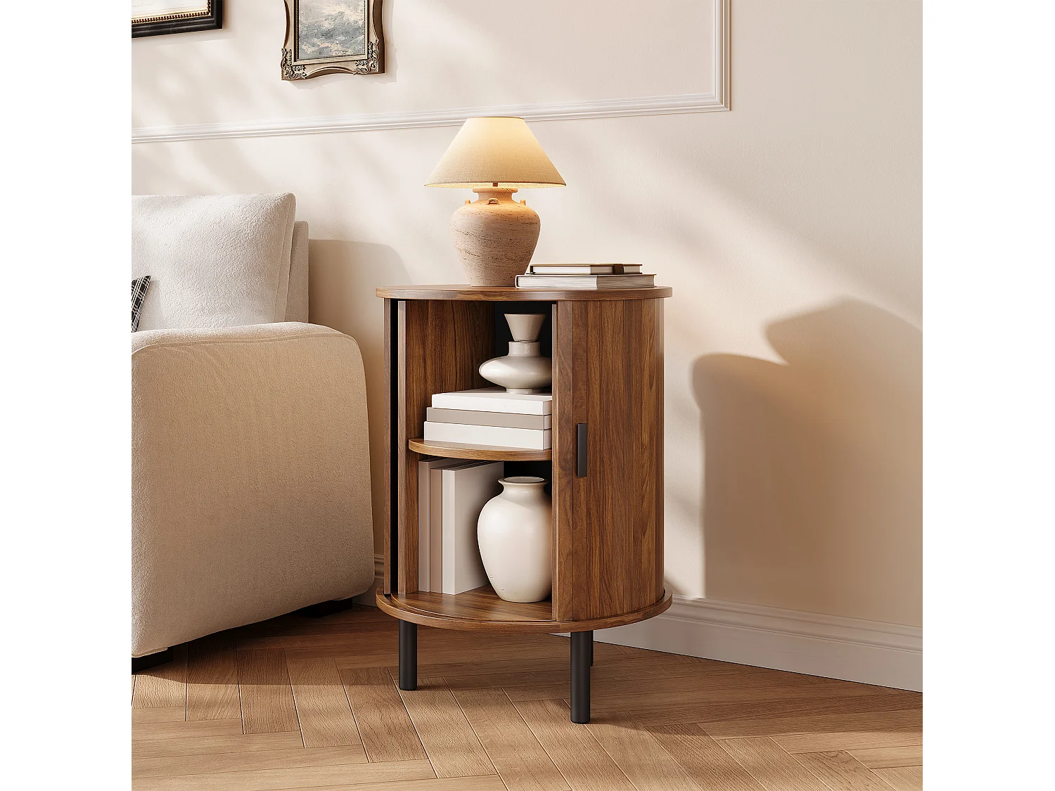 Table d'appoint, buffet rond 48x48x65 cm - 1 porte coulissante - Rayures verticales - Double rangement - Pieds en métal - Marron