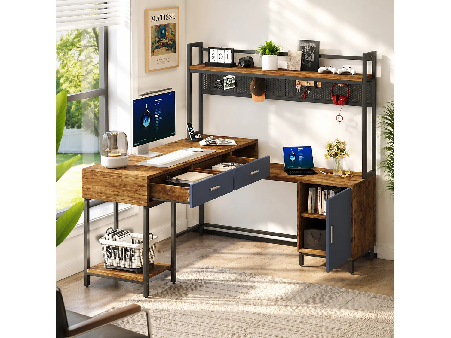 Bureau d'angle avec 2 tiroirs, étagères ouvertes et 1 porte - MDF et métal - 140 x 140 x 135 cm - Bois naturel et noir
