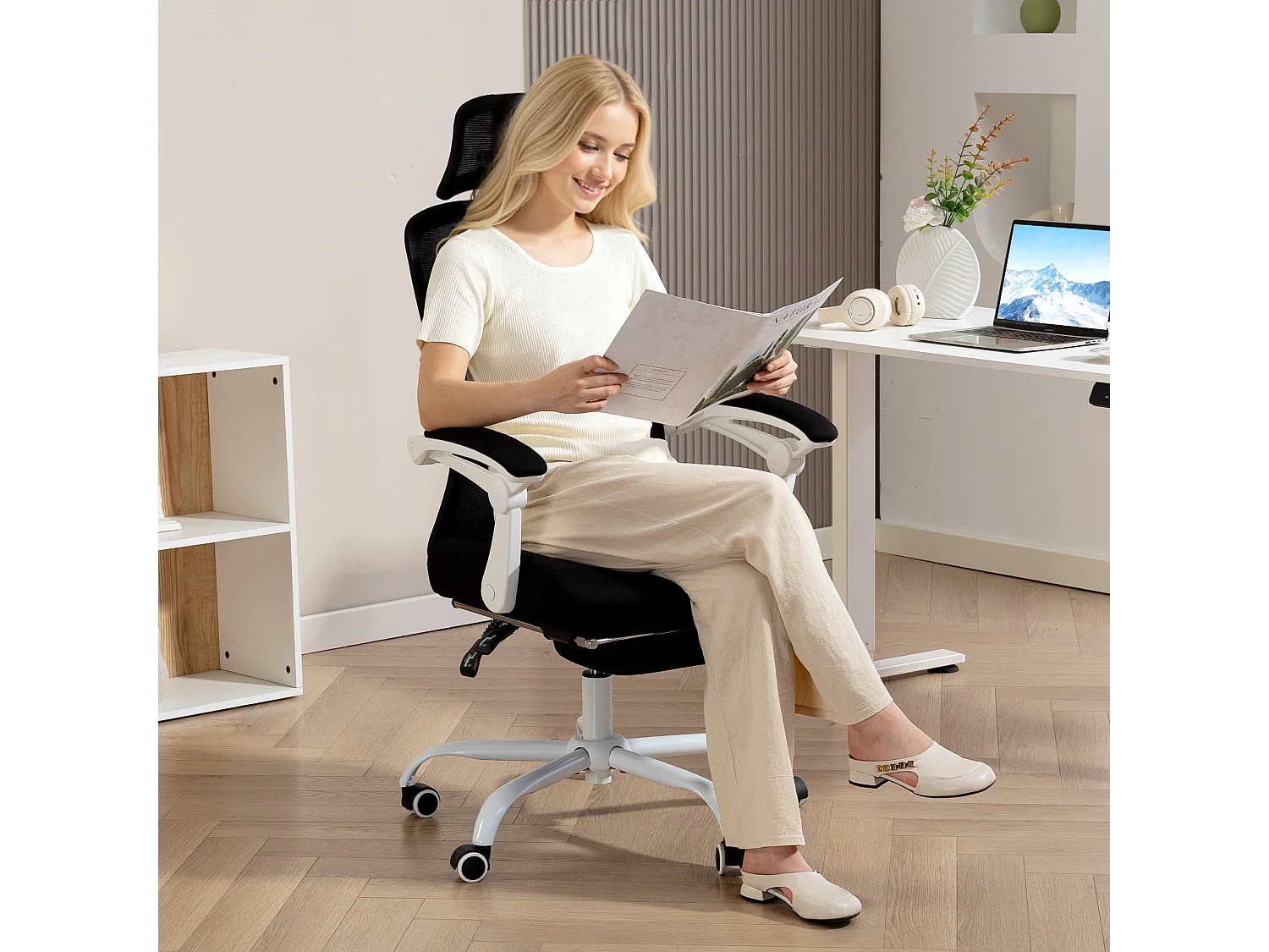 Sedia ufficio ergonomica reclinabile con poggiapiedi in rete nero