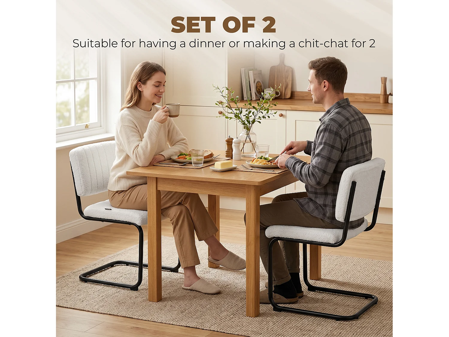 Set 2 sedie da pranzo imbottite in tessuto teddy bianco crema