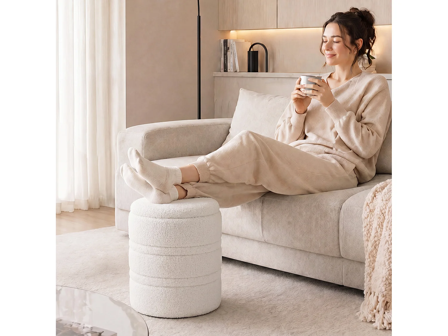 Pouf contenitore rotondo 33l con coperchio in tessuto sherpa bianco