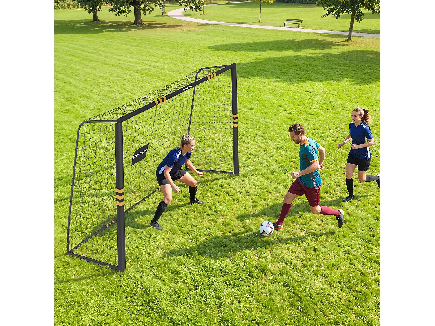 Porta da calcio con rete in metallo gialla