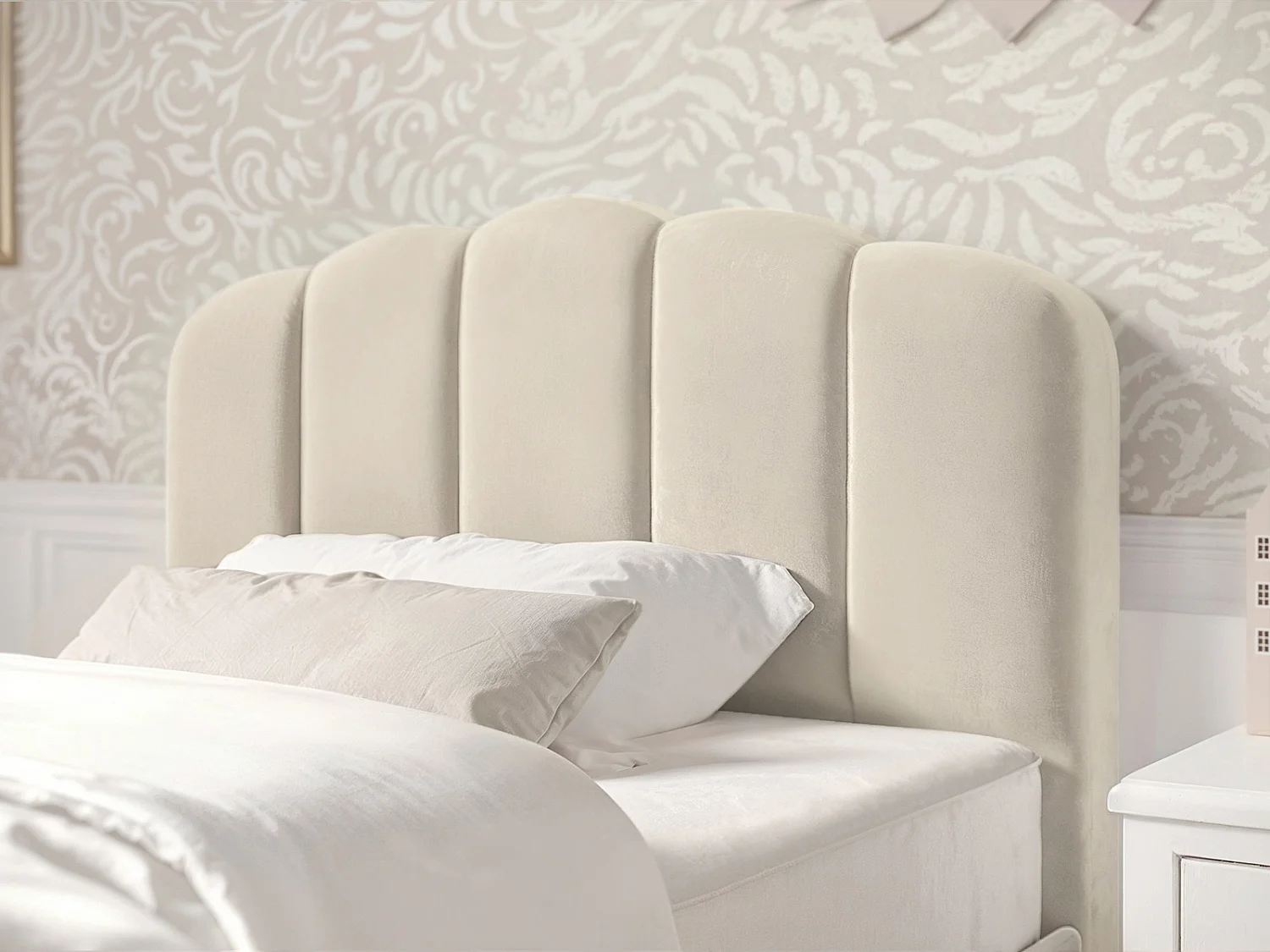 Flair Scallop Velvet Bed Frame Beige Single
