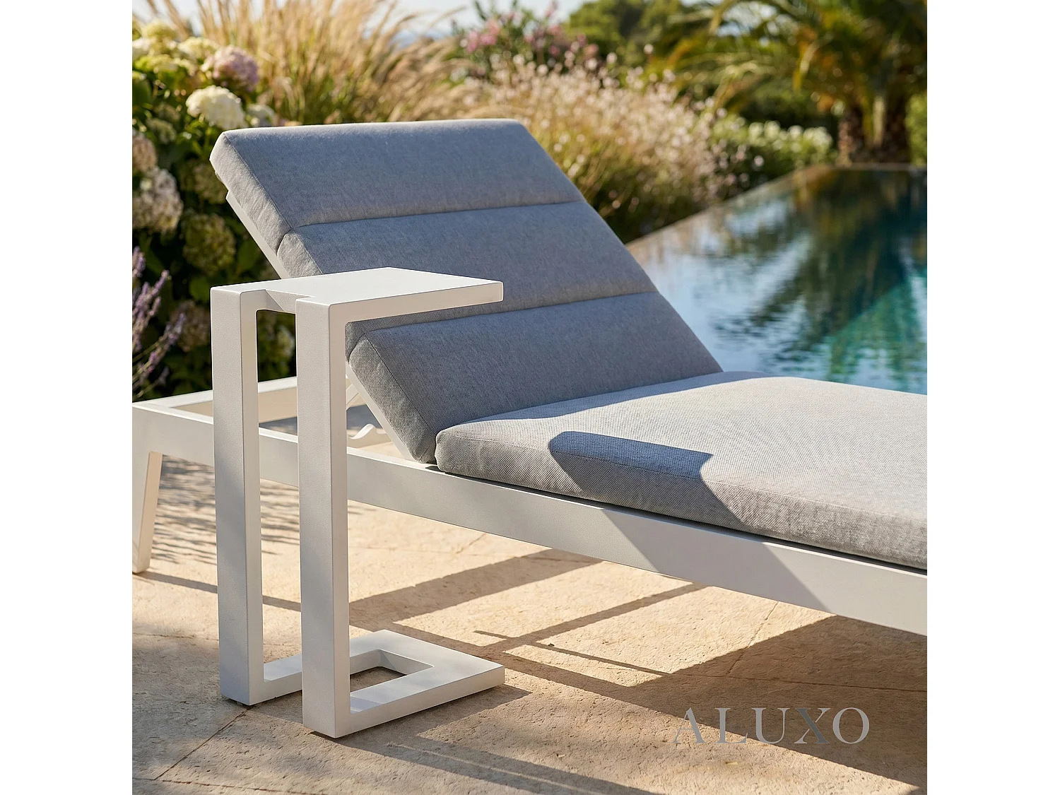 ALUXO Dasia Luxury Outdoor 3-Piece Sun Lounger Set – White Aluminium (2x Loungers + 1x Table)