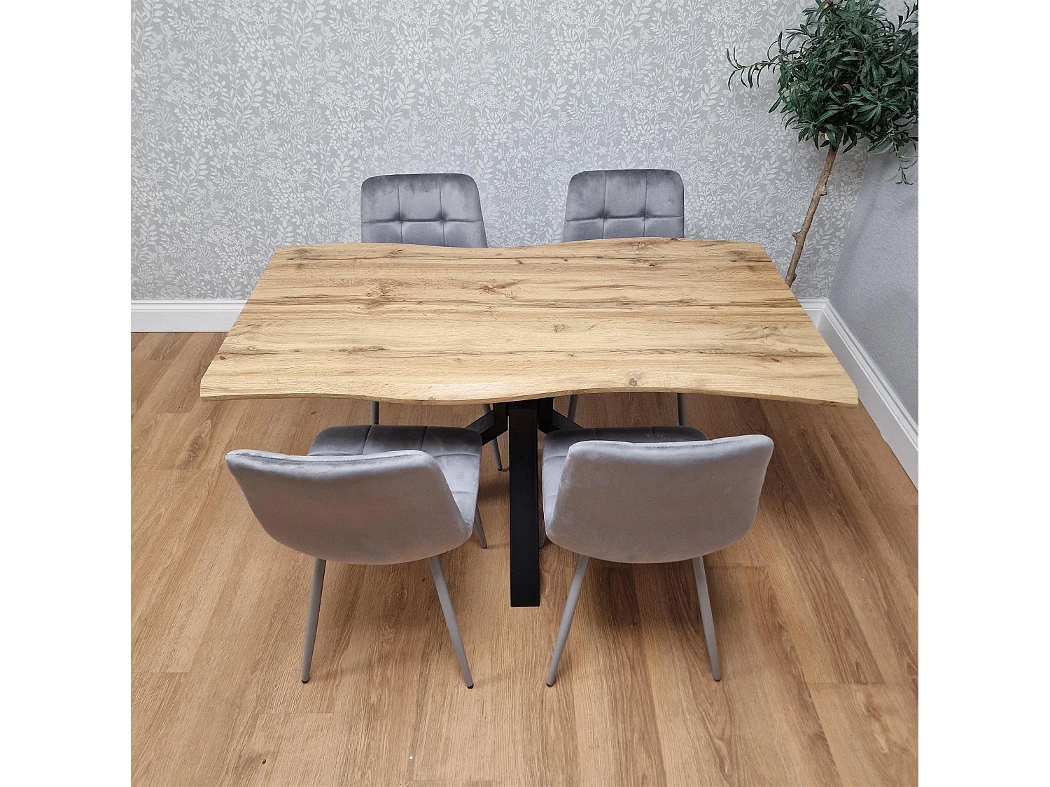 Modern Dining Table Set with 4 Grey Velvet Chairs Stylish Dining Room Furniture