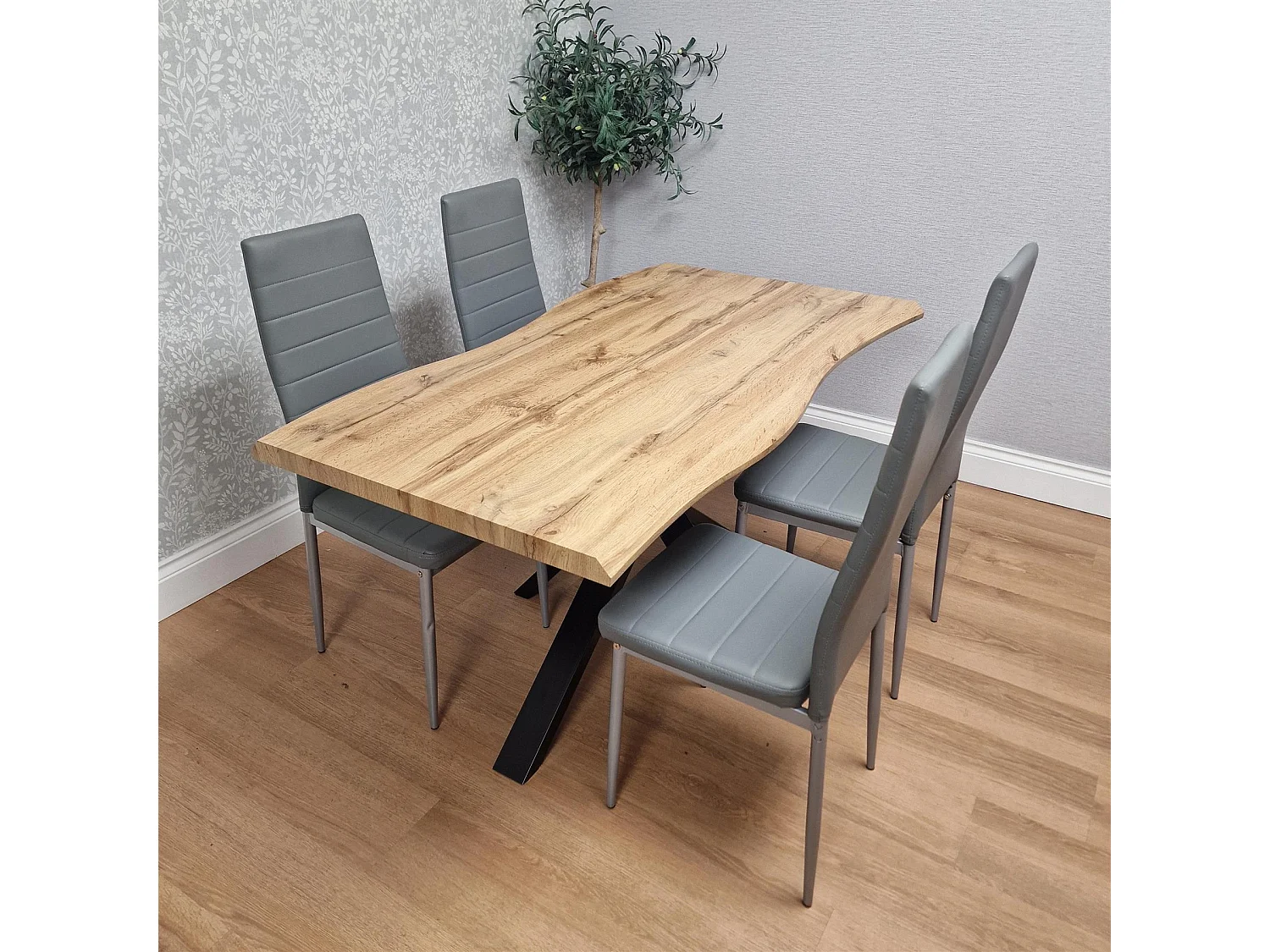 Modern Dining Table Set with 4 Grey Faux Leather Chairs Dining Room Furniture Set