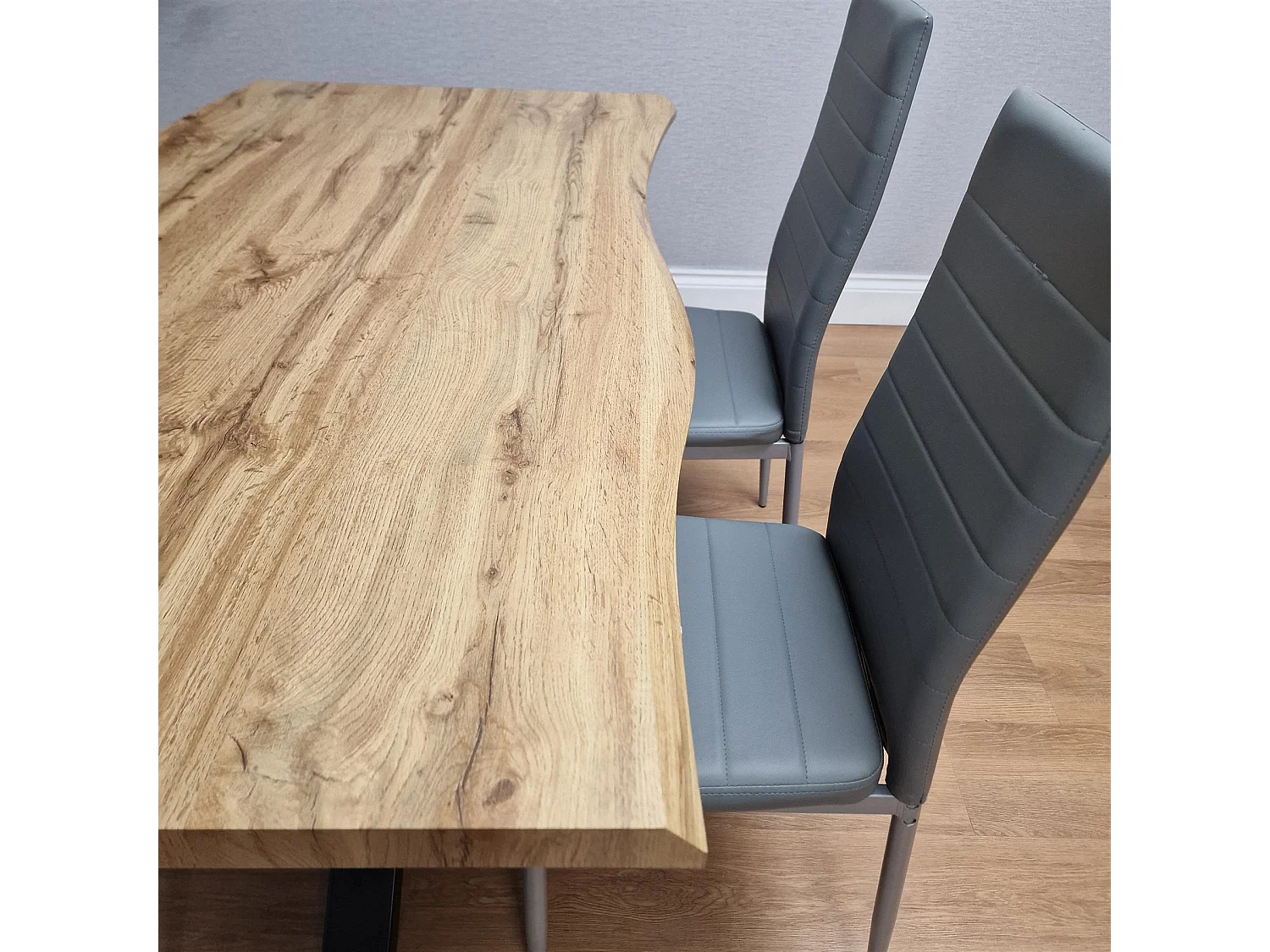 Modern Dining Table Set with 4 Grey Faux Leather Chairs Dining Room Furniture Set