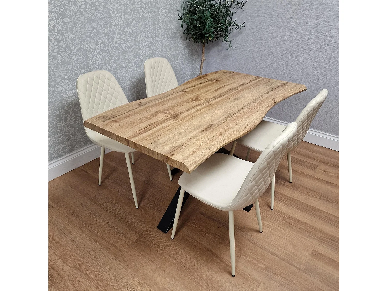 Modern Dining Table with 4 Gem pattern Cream Faux Leather Chairs Kitchen Furniture