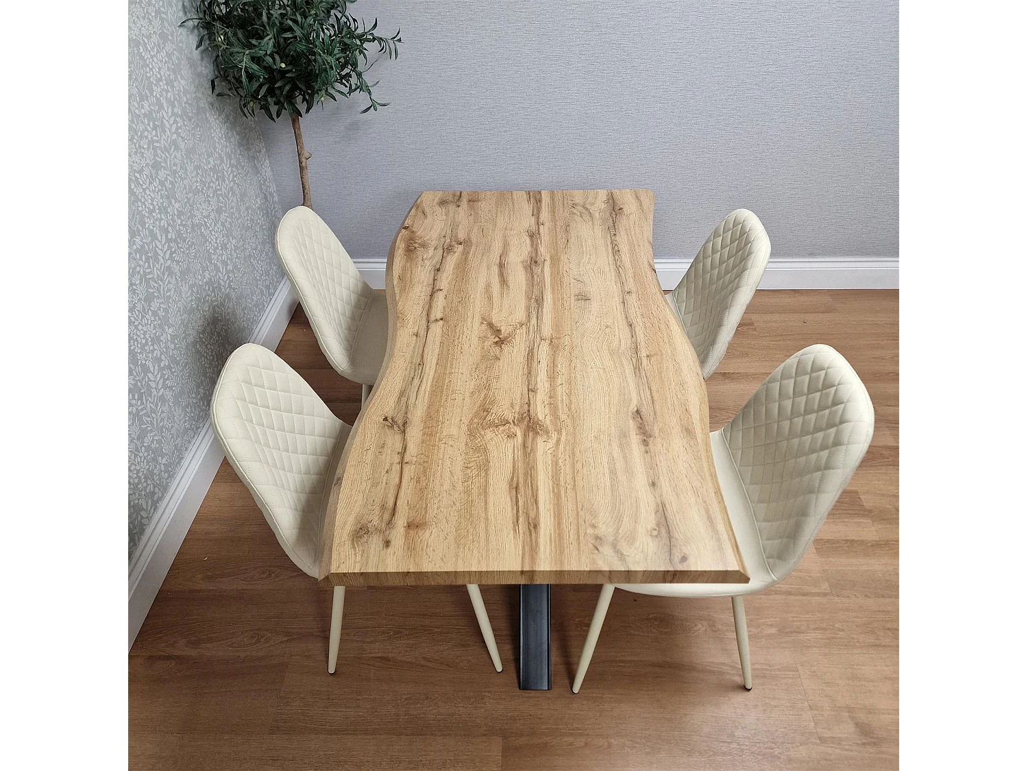 Modern Dining Table with 4 Gem pattern Cream Faux Leather Chairs Kitchen Furniture