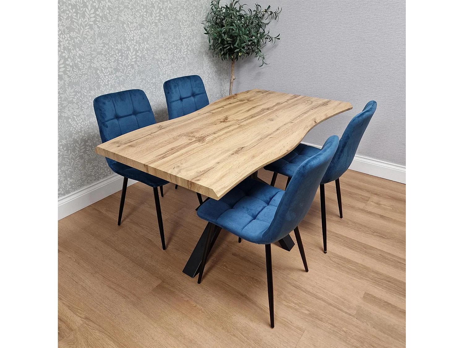 Modern Dining Table with 4 Blue velvet tuffted Chairs Kitchen Furniture