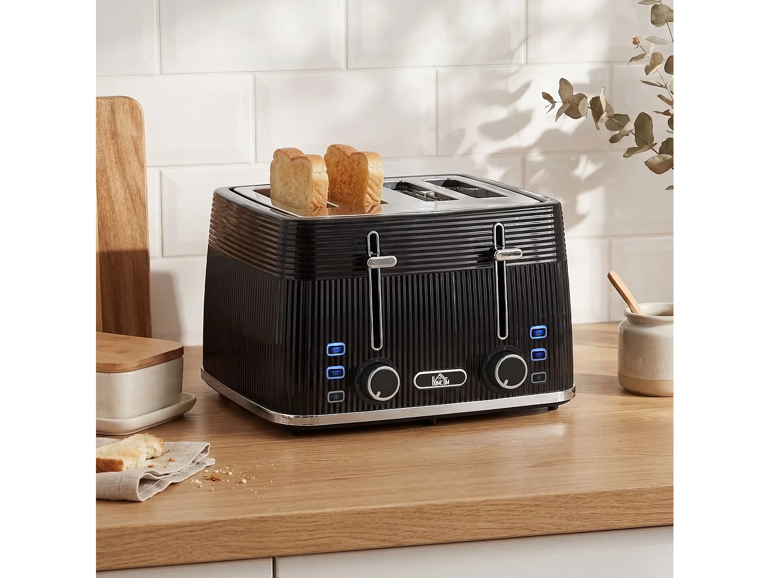 HOMCOM 4 Slice Electric Toaster with 7 Browning Levels, 1860W, Black