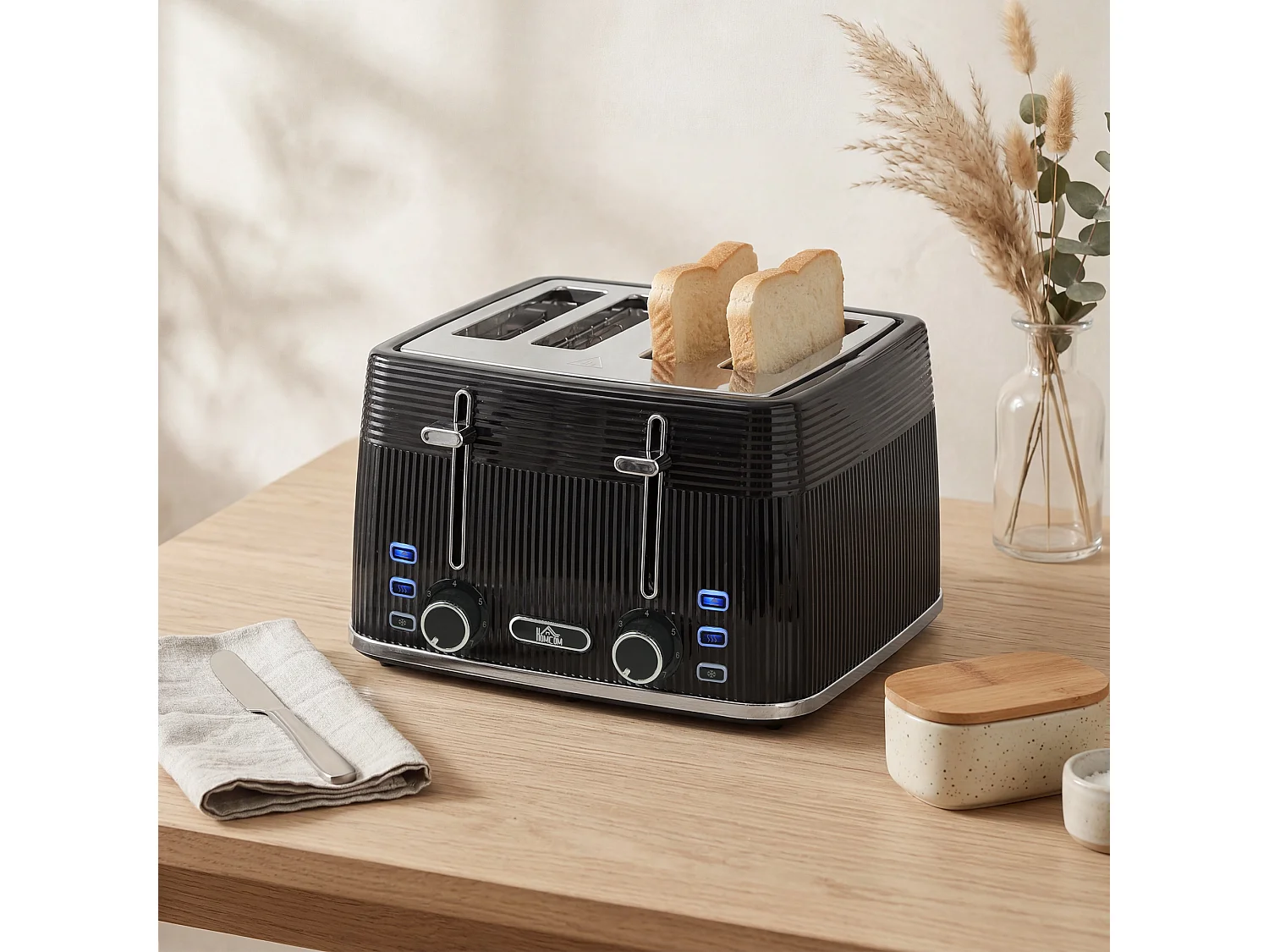 HOMCOM 4 Slice Electric Toaster with 7 Browning Levels, 1860W, Black