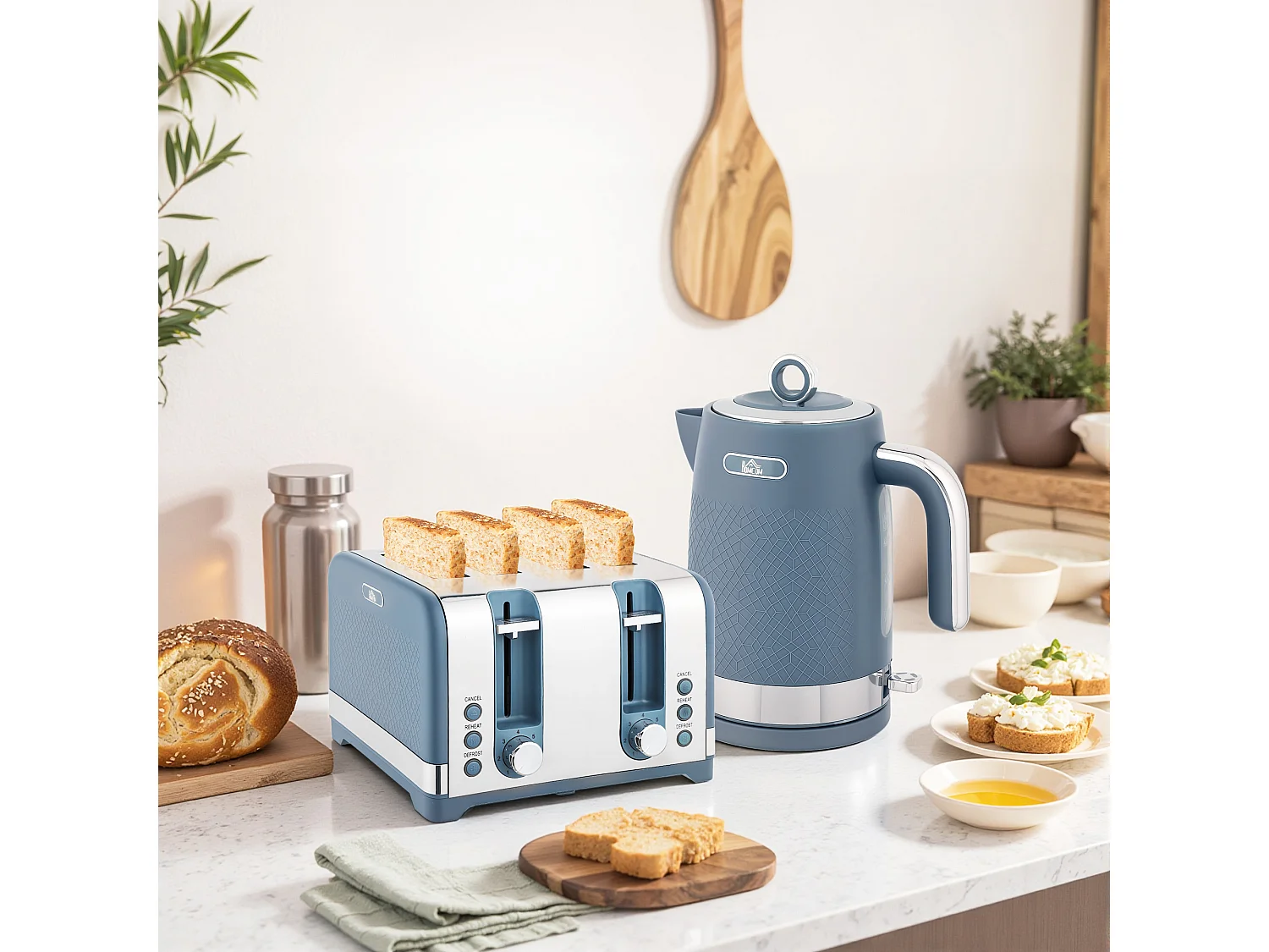 HOMCOM Kettle and Toaster Set with 3000W Rapid Boil, 4 Slice Toaster, Blue