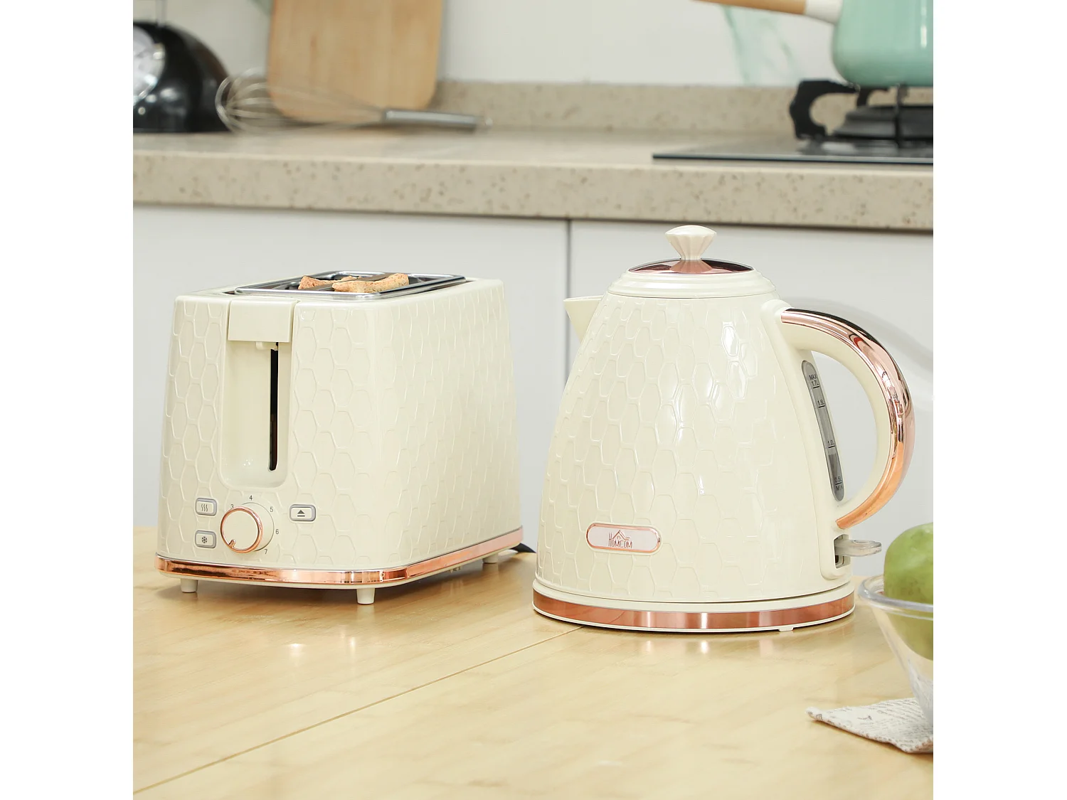 HOMCOM Kettle and Toaster Set 1.7L Kettle & 2 Slice Toaster Set Beige