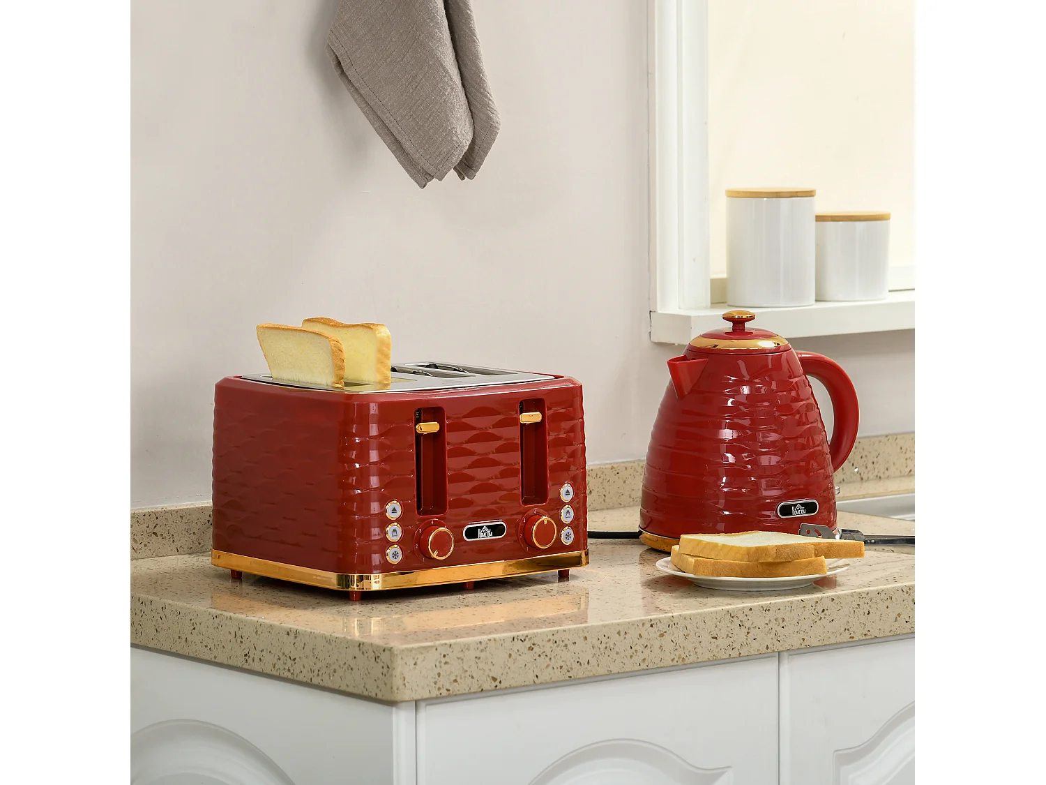 HOMCOM Kettle and Toaster Set 1.7L Rapid Boil Kettle & 4 Slice Toaster Red