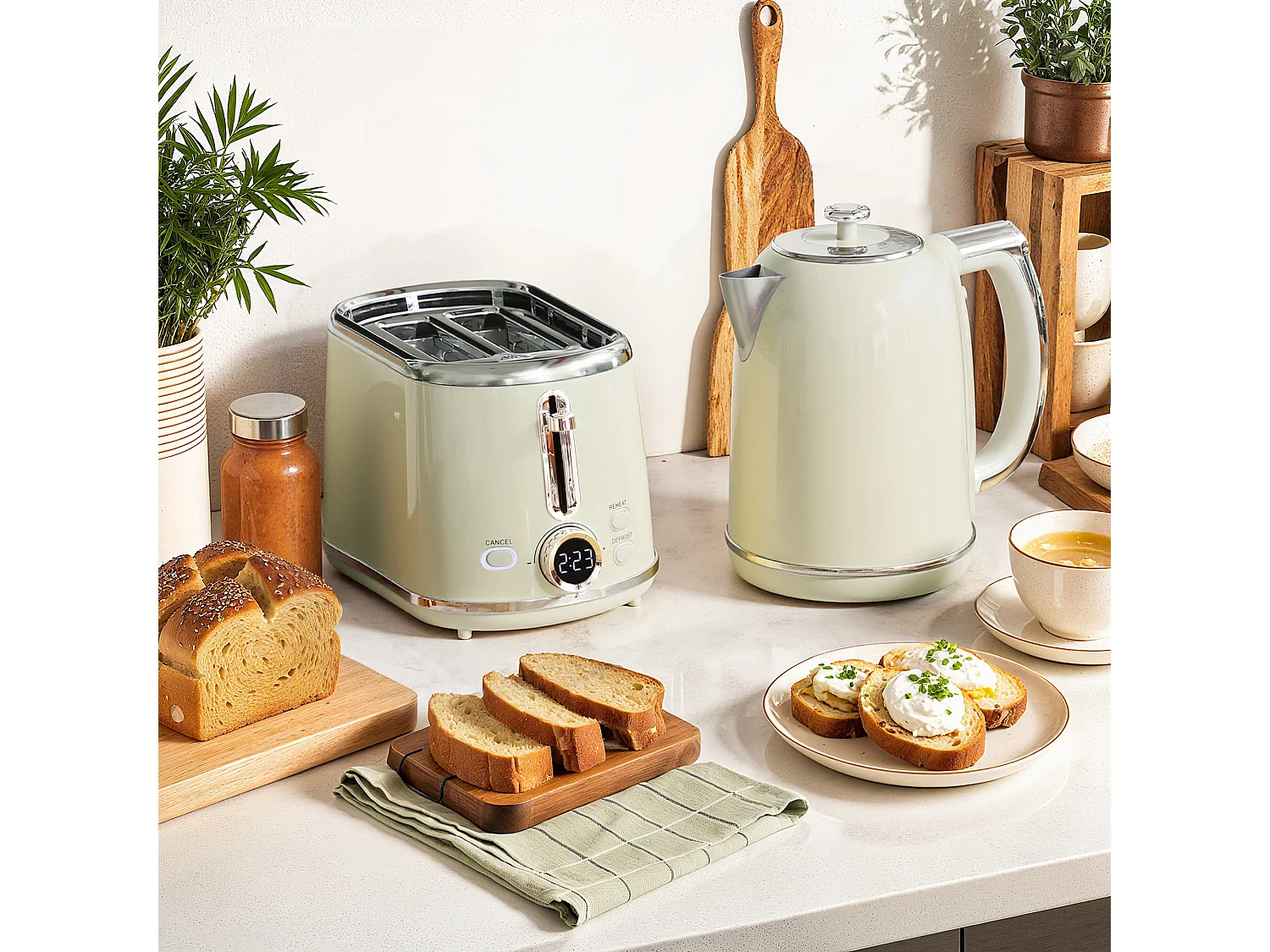 HOMCOM 3000W 1.7L 2 Slice Toaster and Kettle with Keep Warm Memory Function