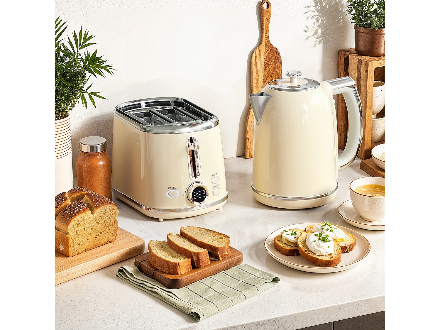 HOMCOM 2 Slice Toaster and Kettle with Keep Warm Memory Function, 1.7L 3000W